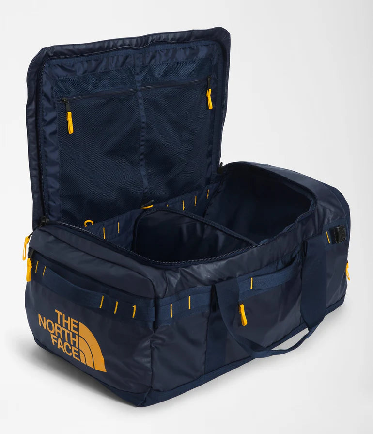 The North Face Basecamp Voyager 32L Durable Travel Backpack for Hiking, Camping & Outdoor Adventures - Perfect for Commuting, Work & Weekend Getaways