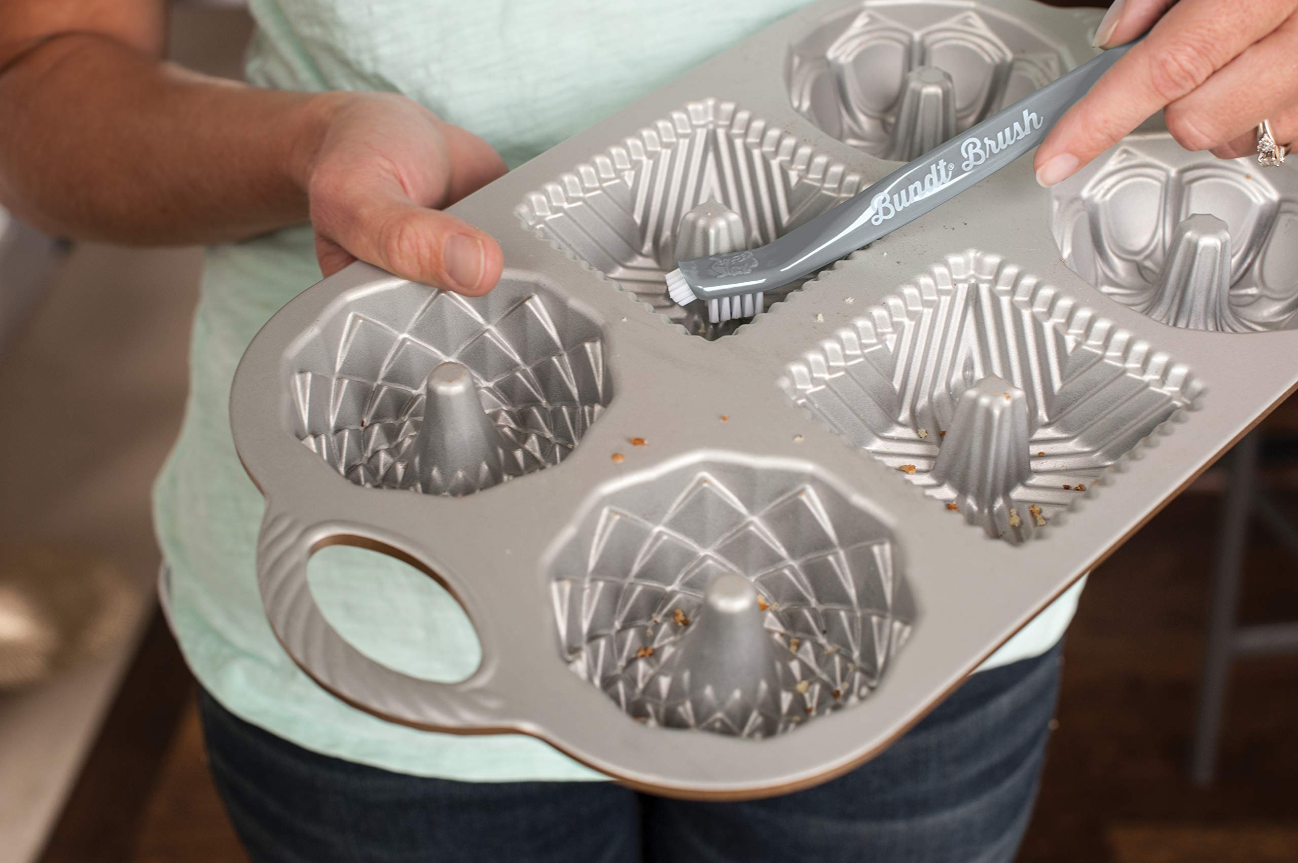 Nordic Ware Ultimate Bundt Cake Pan Cleaning Tool - Heavy Duty Scraper & Brush for Stubborn Baked-On Grease - Perfect for Bundt Pans, Tube Pans, and Intricate Bakeware