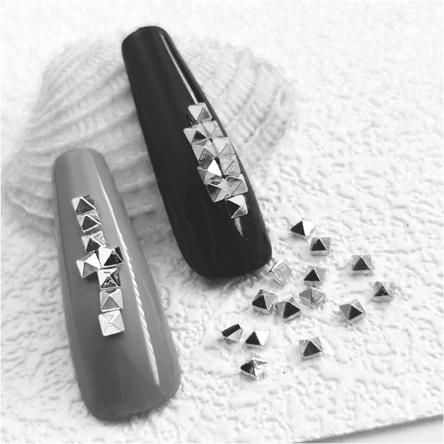Silver Square Spire Nail Charms - 600pcs Alloy Rivets for Acrylic Nails - Punk Style Nail Art for Women (3 Sizes) - Perfect for DIY & Salon Use