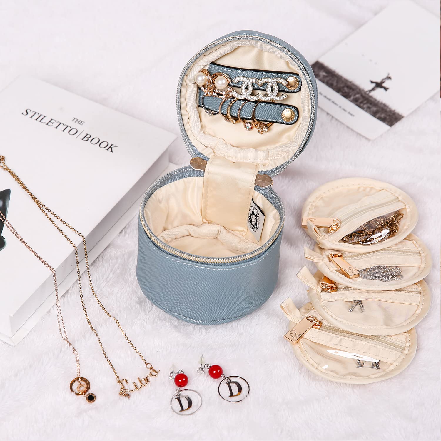 Angelina's Palace Round Jewelry Organizer Case - Vegan Leather Travel Jewelry Box for Necklace, Earrings, Bracelet & Ring Storage - Perfect Bridesmaid Gift & Travel Accessory (Pearl Blue)