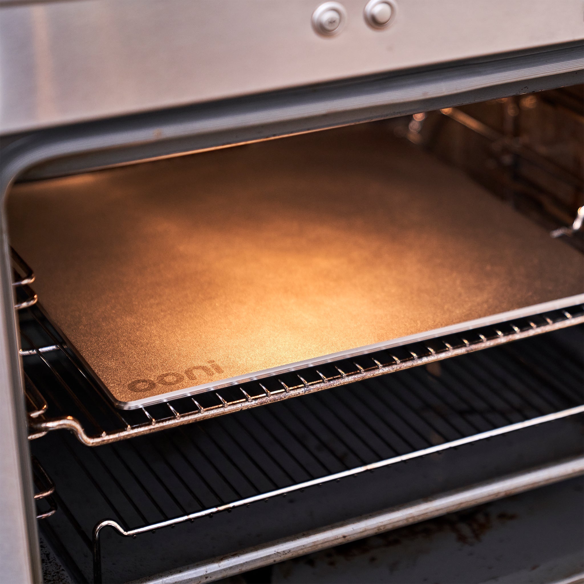 Ooni Pizza Steel 13 - Premium Pizza Baking Steel for Outdoor Ovens - Perfect for Wood Fired, Gas & Electric Pizza Ovens - Ideal for Backyard BBQ, Camping & Outdoor Cooking