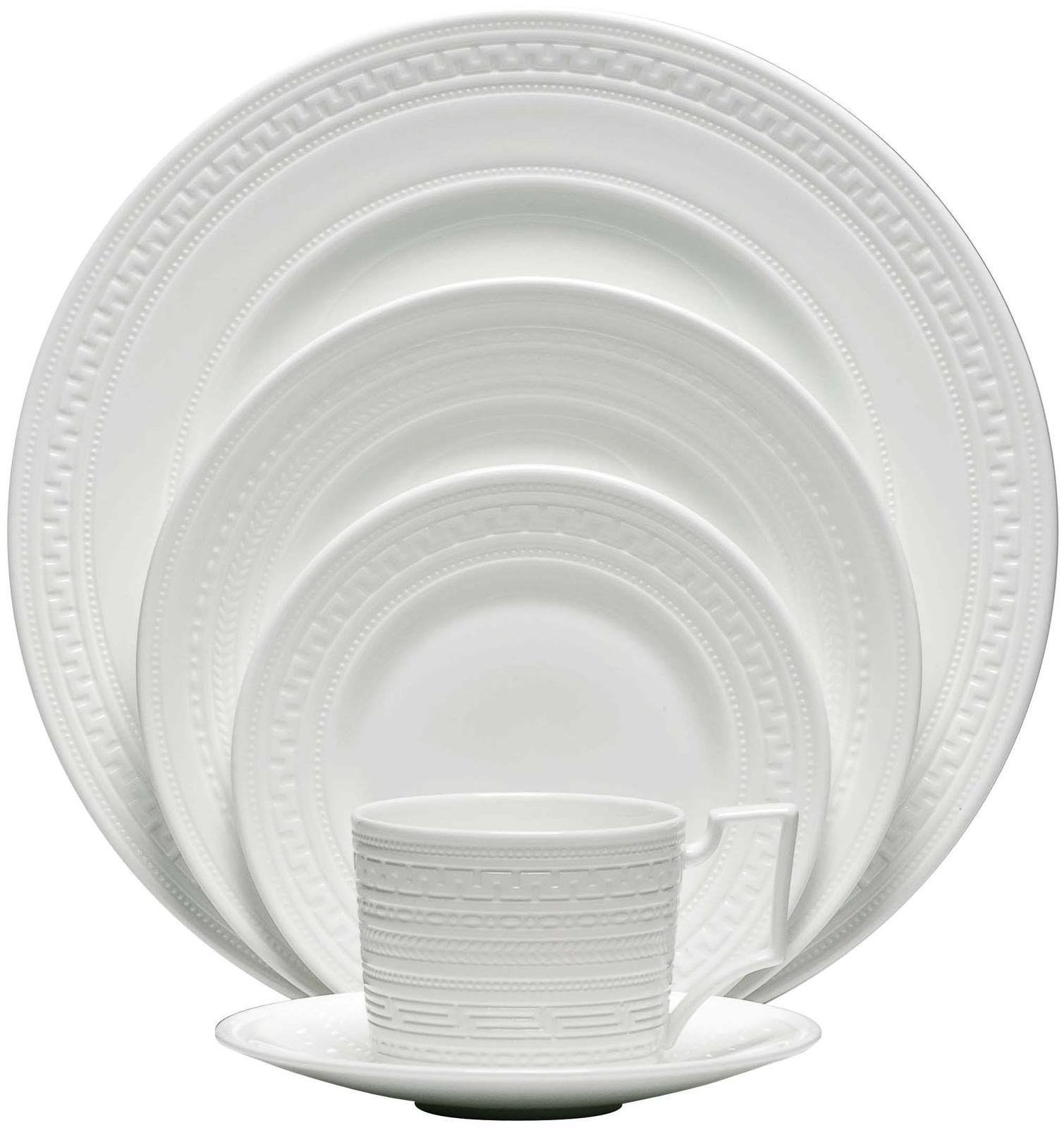Wedgwood Intaglio 5-Piece Fine Bone China Dinner Set - Elegant Tableware for Formal Dining & Special Occasions
