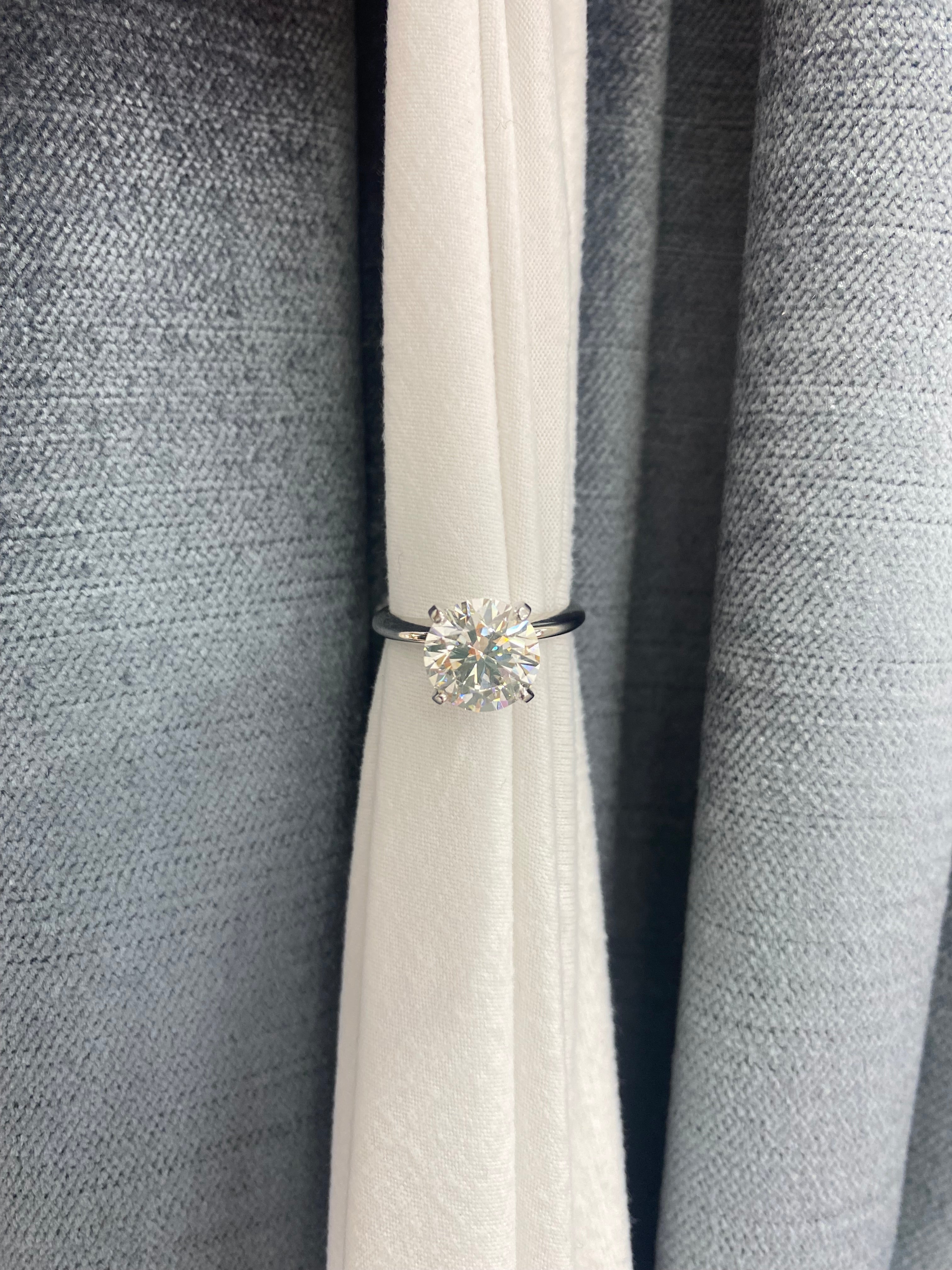 Lab Grown Solitaire Engagement Rings - Ethical & Affordable Diamond Rings for Proposals, Weddings & Anniversaries - Perfect for Romantic Occasions & Special Celebrations