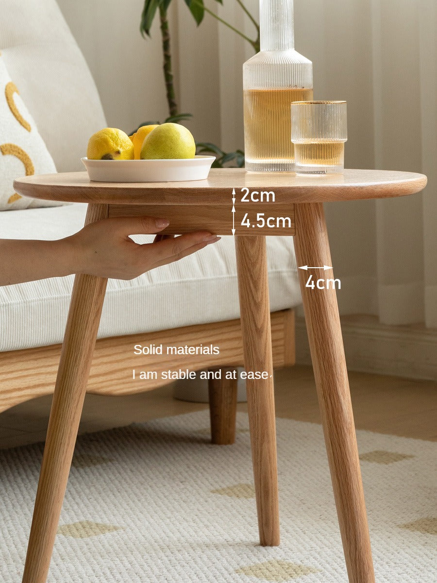 Solid Oak Round Side Table - Natural Wood Accent Table for Living Room, Bedroom & Patio - Sturdy & Stylish End Table for Coffee, Books & Decor