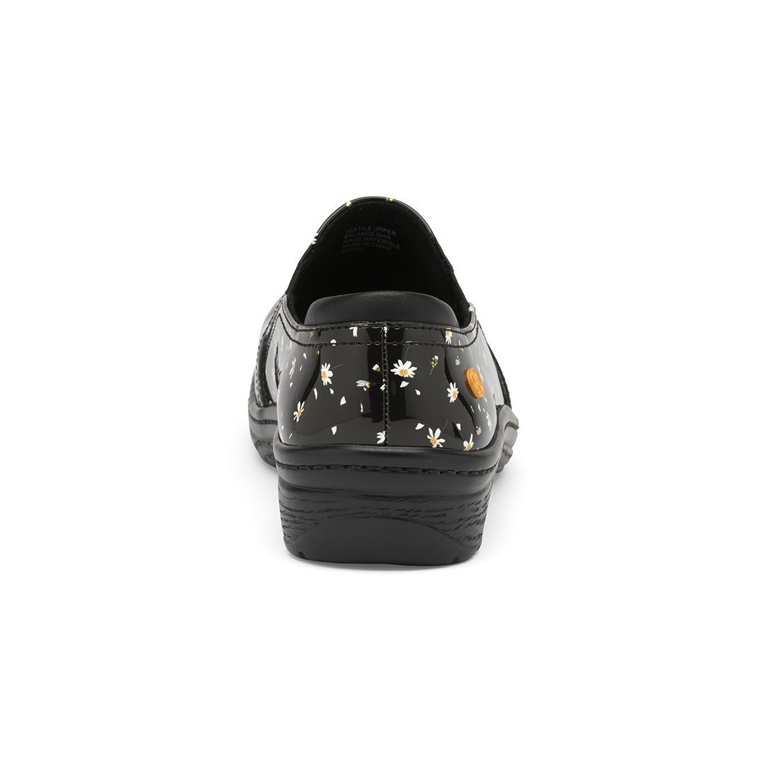 KLOGS MOXY Medium & Wide Comfortable Clogs for Women - Final Sale! Perfect for Nurses, Chefs & Healthcare Professionals