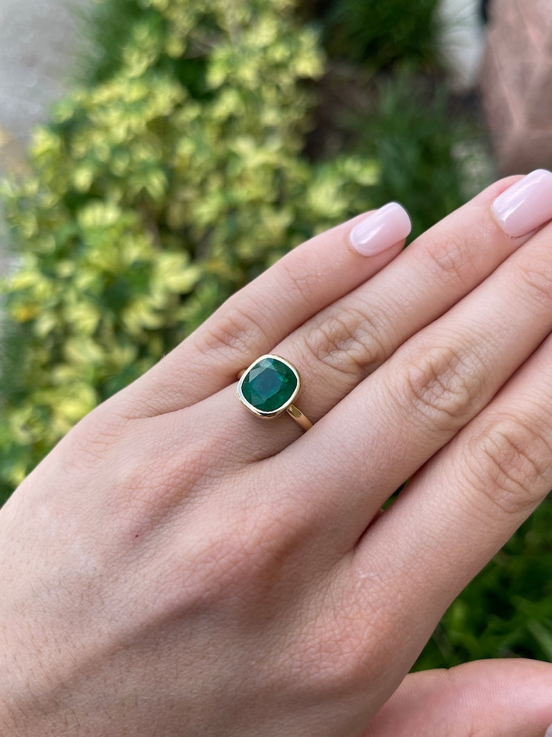 4.05ct AAA Natural Forest Green Cushion Cut Emerald 14K Gold Solitaire Engagement Ring with 8-Window Bezel Setting - Perfect for Proposals, Weddings & Anniversary Gifts