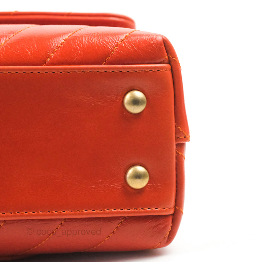 Chanel Chevron Small Coco Handle Bag in Dark Orange Shiny Aged Calfskin with Aged Gold Hardware - Perfect for Evening Events & Luxury Fashion Accessories
