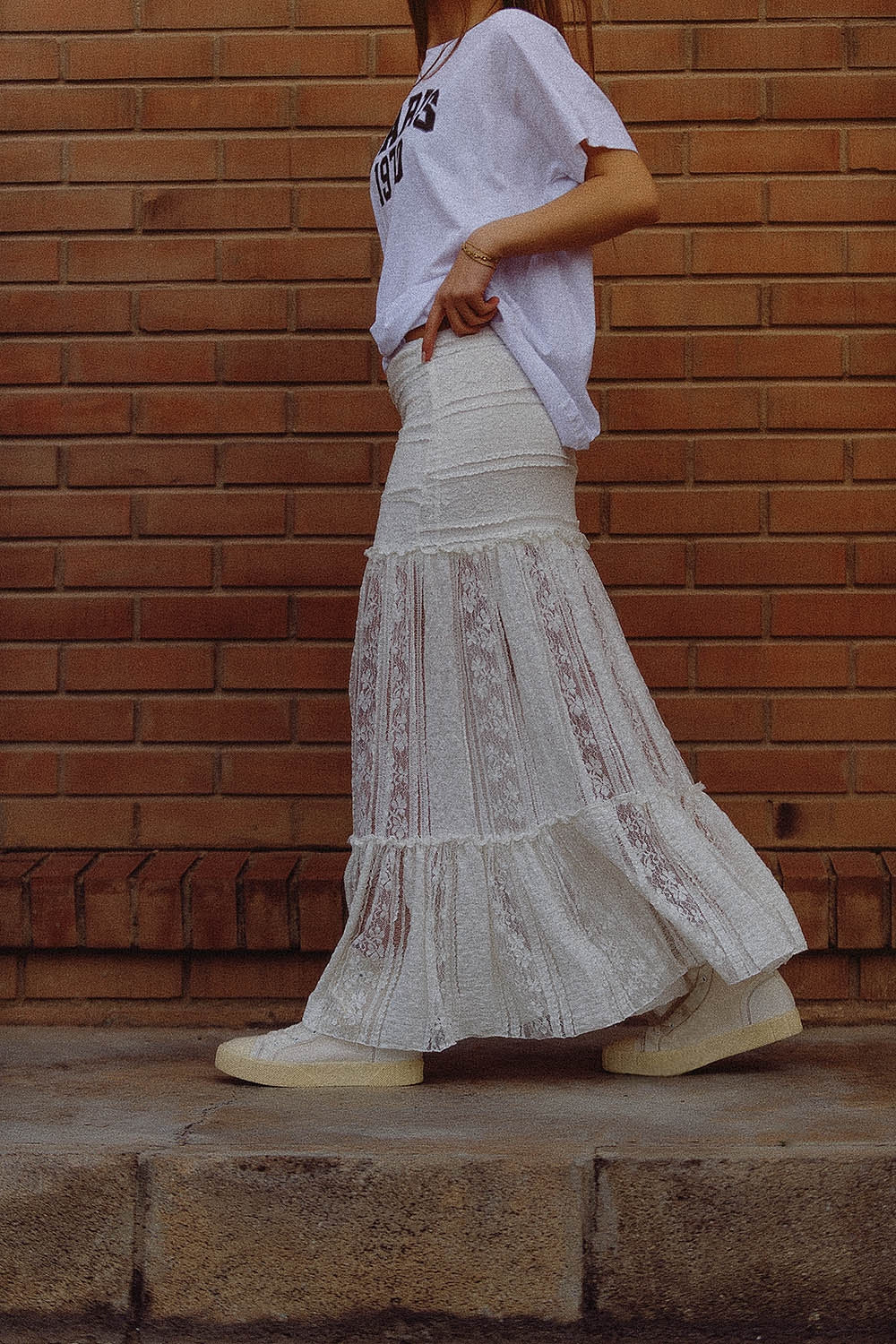 Elegant White Lace Long Skirt with Waist Fit - Perfect for Weddings, Parties & Formal Events