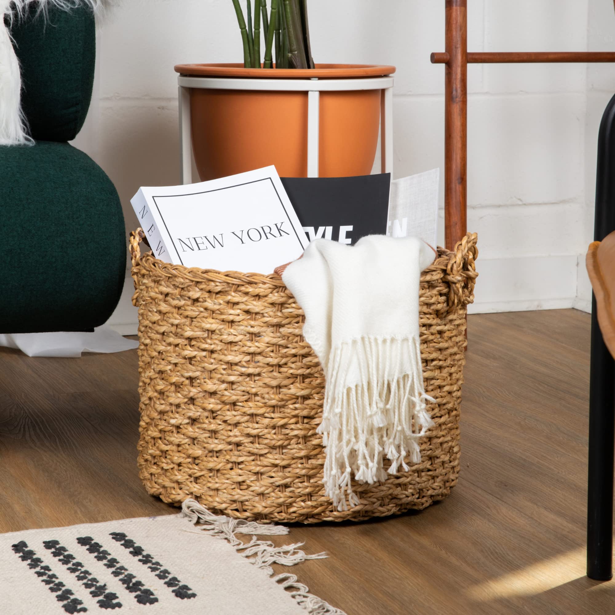 Large Round Woven Wicker Rattan Storage Basket with Handles - Natural Decor Organizer for Baby Toys, Laundry, Magazines & Towels | Perfect for Nursery, Bathroom & Living Room Organization