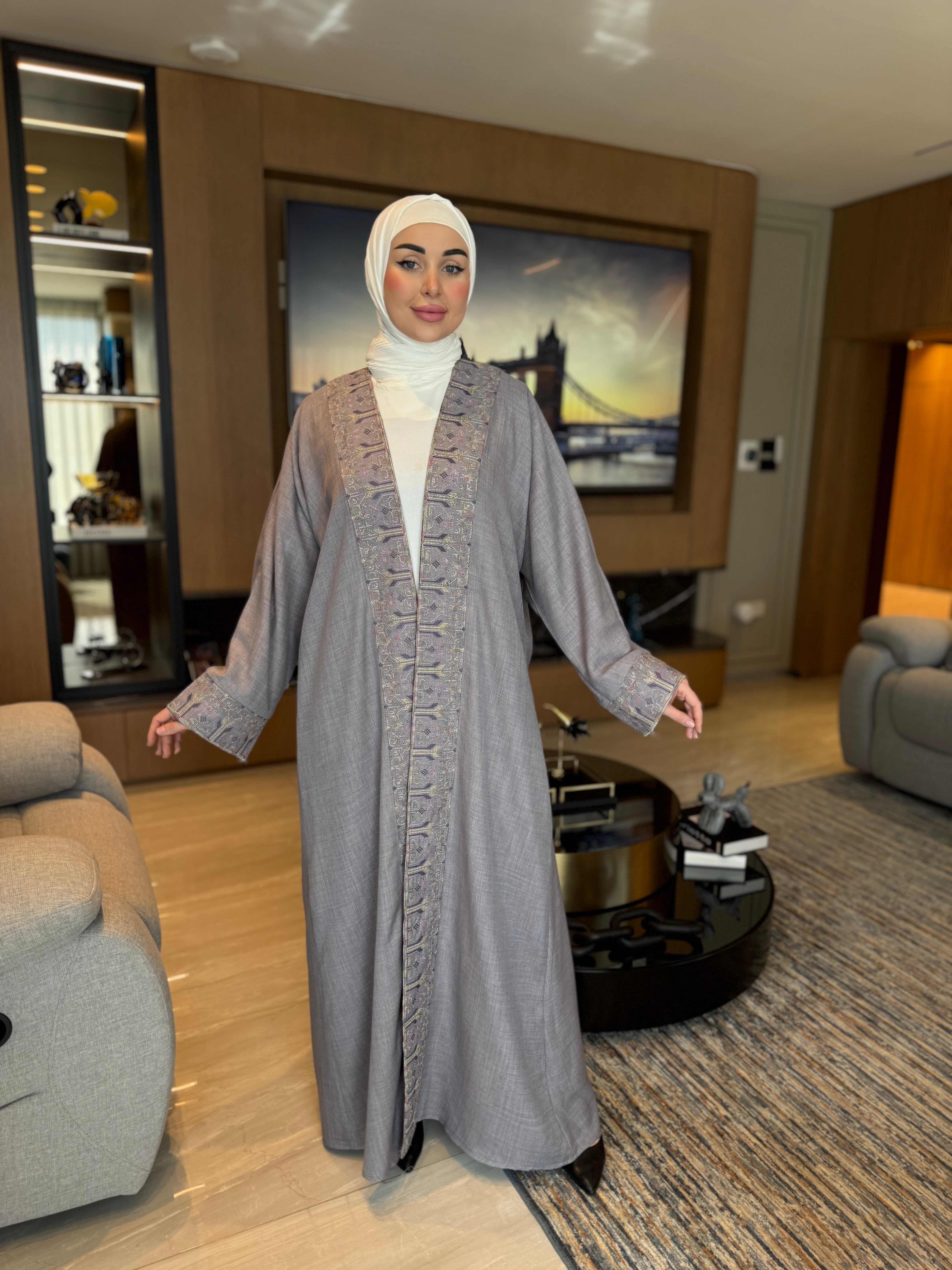 Elegant Classic Open Abaya for Women - Modest Muslim Prayer Dress - Perfect for Mosque, Prayer, and Special Occasions