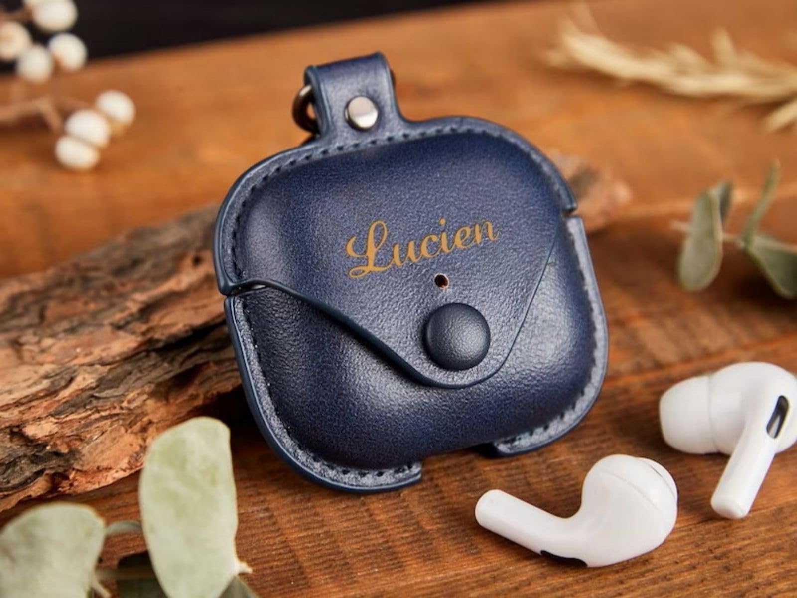 Custom Engraved Leather AirPods 1/2/3 Pro Case - Gift for Men & Mom