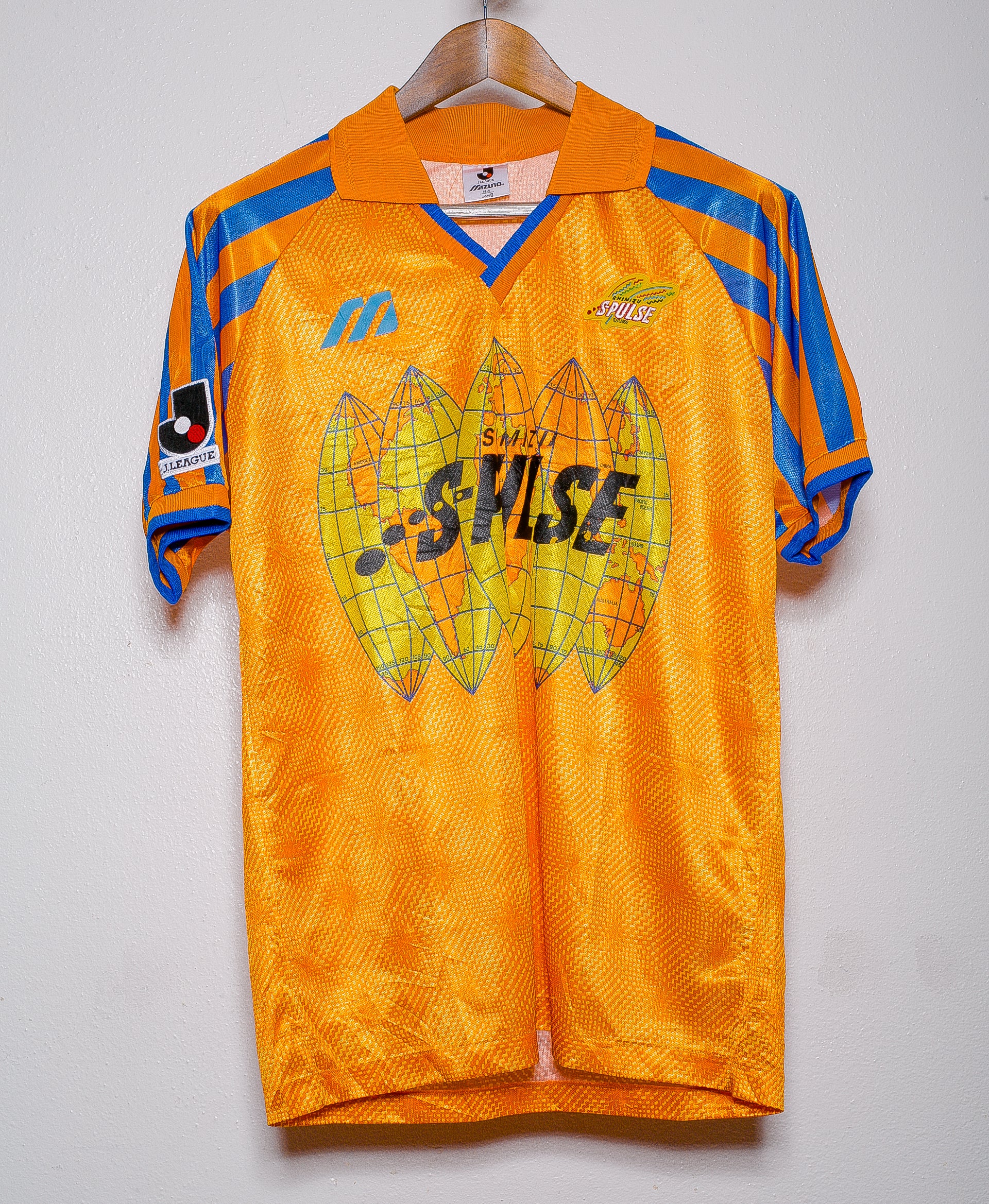 1993 Shimizu Home Kit (Medium) - Vintage Soccer Jersey for Fans & Collectors - Perfect for Matches, Cosplay, and Sports Memorabilia Display