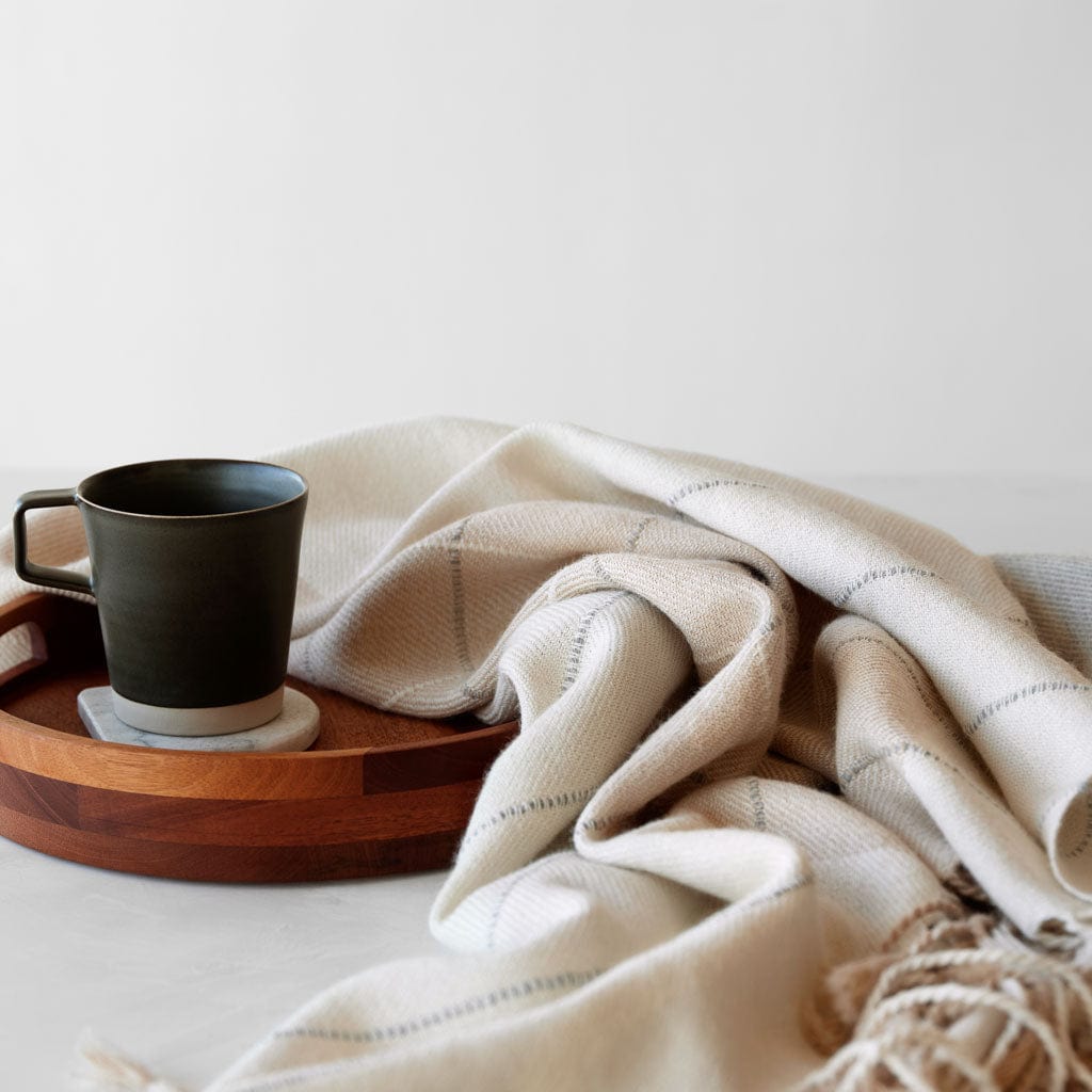 Soft & Cozy Aurora Alpaca Throw Blanket - Luxurious 100% Baby Alpaca Wool for Bed, Couch & Home Decor - Perfect for Winter Warmth & Gift Giving