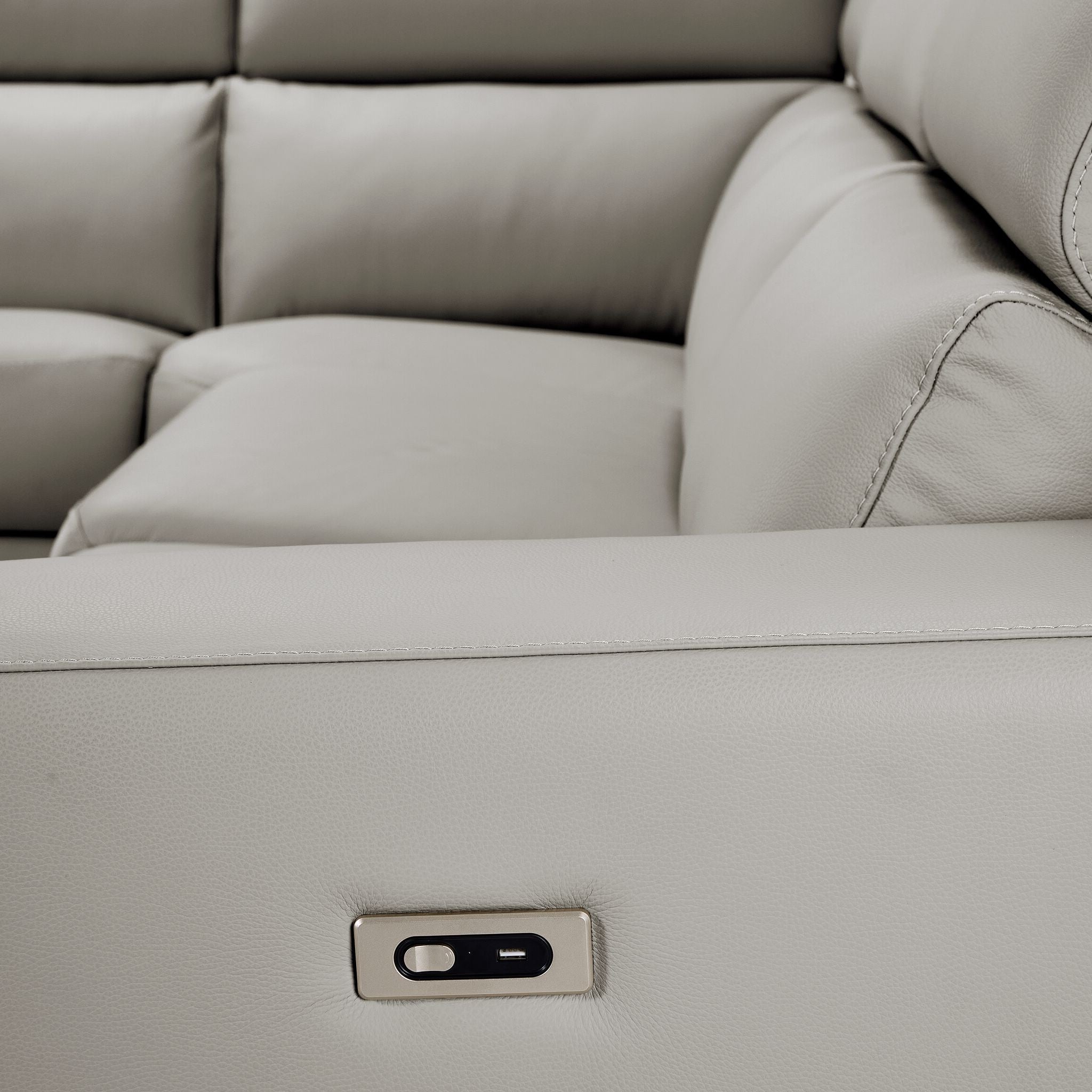 Bianca 3-Piece Power Reclining Sectional Sofa with Left-Facing Chaise in Cream | Modern L-Shaped Living Room Furniture for Home Theater & Family Gatherings