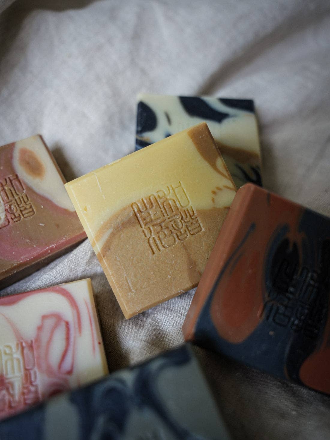 Amalfi Biodegradable Clay Bar for Car Detailing - Eco-Friendly Auto Paint Cleaner & Polish - Perfect for Removing Contaminants, Swirl Marks & Oxidation