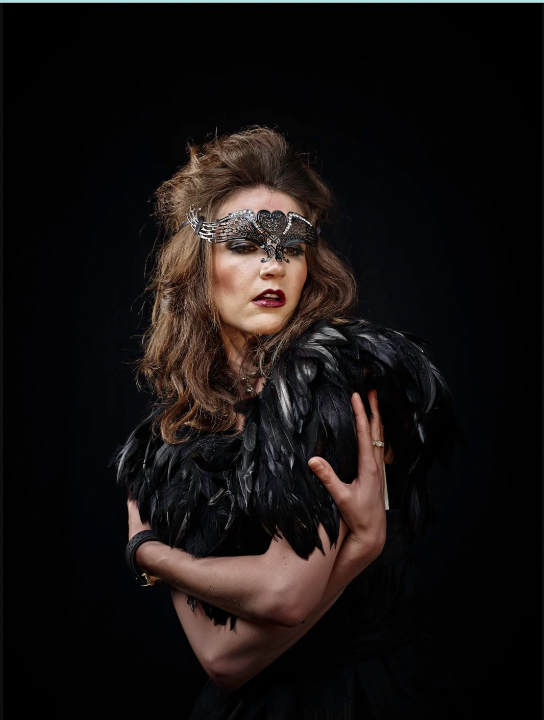 Black Feather Cape - Viking Warrior Costume Accessory for Halloween, Cosplay, and Medieval Themed Parties | Authentic Norse Style Cloak for LARP and Renaissance Fairs