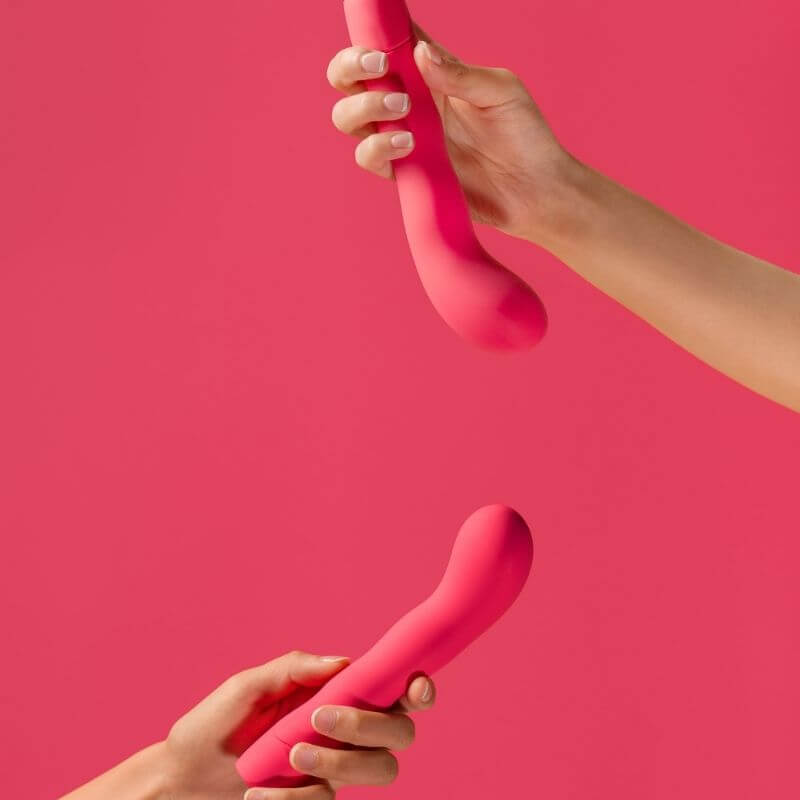 Smile Makers The Romantic Massager - Premium Couples Intimacy Gift for Women & Men - Perfect for Valentine's Day, Anniversary & Romantic Evenings at Home