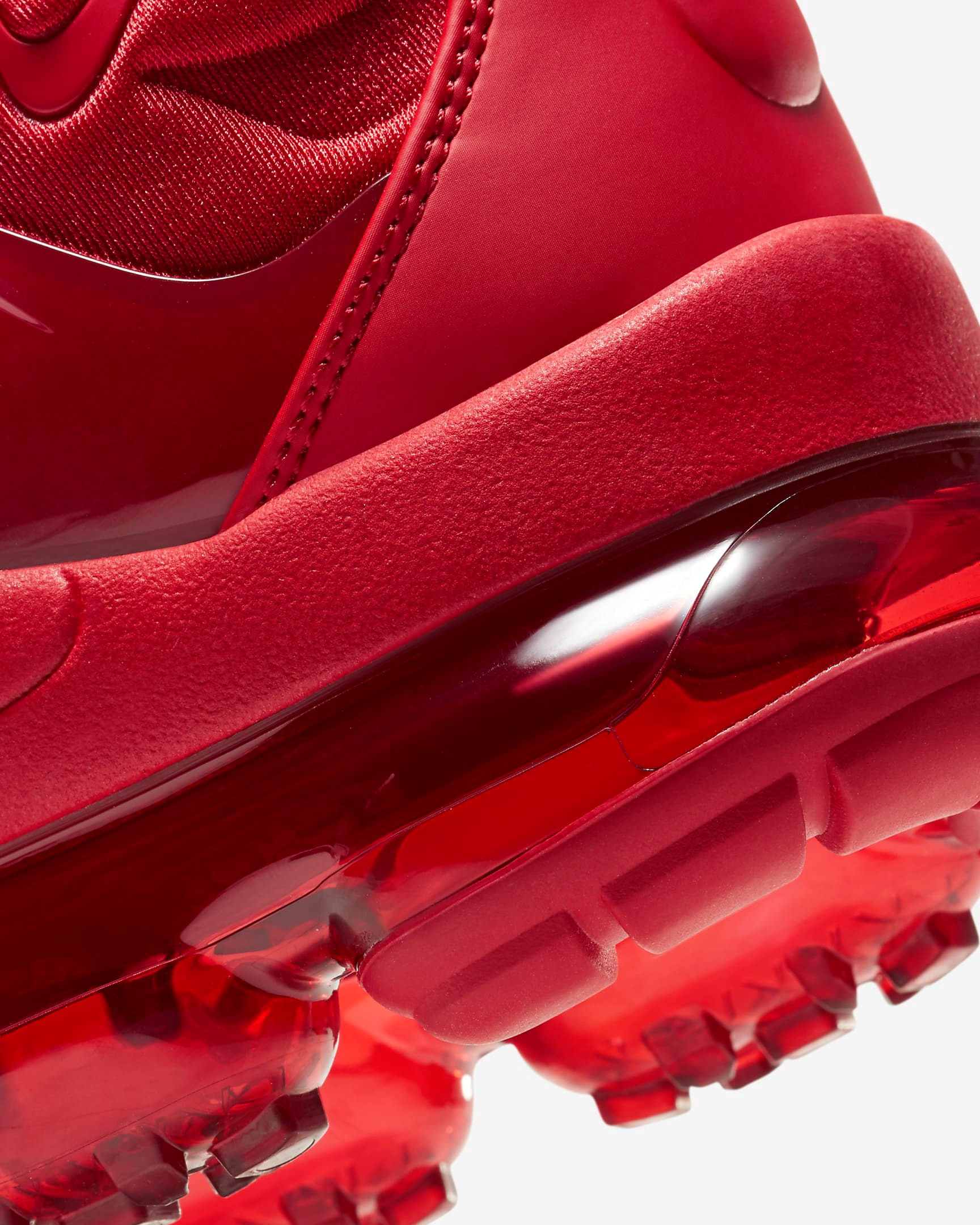 Nike Men's Air VaporMax Plus Running Shoes - University Red | Lightweight Cushioned Sneakers for Jogging, Gym & Everyday Wear
