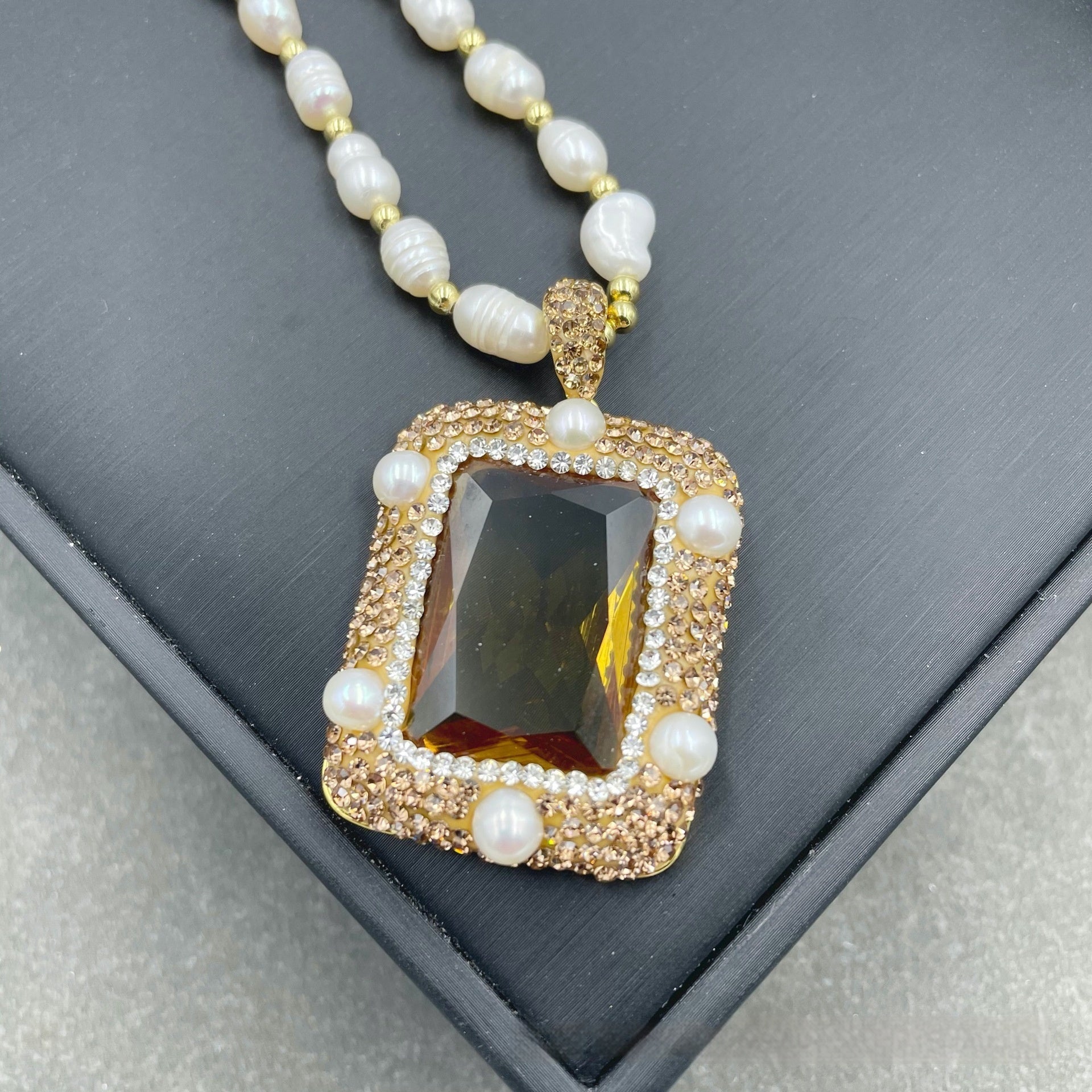 Sparkling Rhinestone Jewelry Set - Necklace, Earrings & Bracelet 3 Piece Set | Elegant Women's Fashion Accessories for Parties, Weddings & Special Occasions