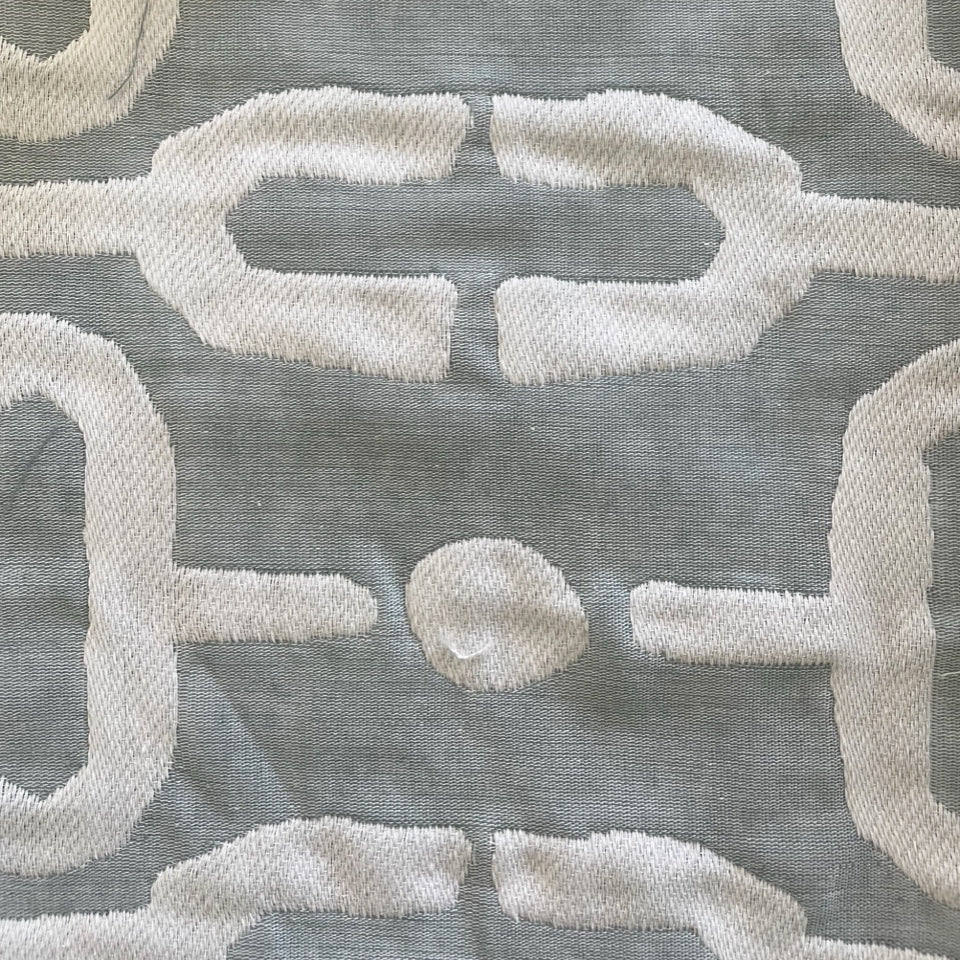 Stylish Doorknocker Duvet Cover Set - Queen Size Bedding with Pillow Shams - Perfect for Modern Bedrooms & Guest Rooms