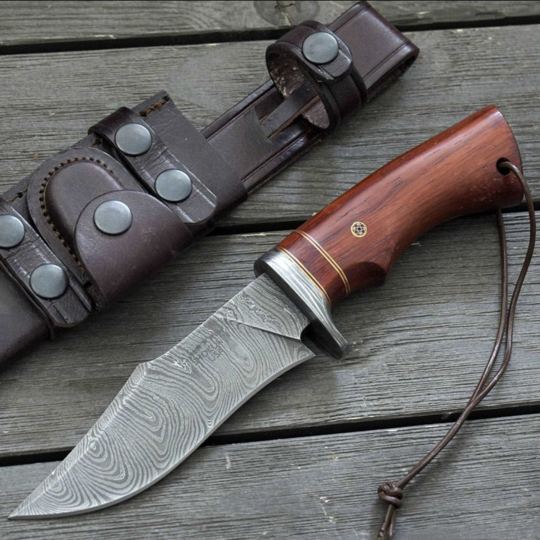 Premium Polaris Damascus Hunting Knife with Exotic Red Heart Wood Handle - Durable Outdoor Survival Tool for Camping, Hunting & Bushcraft