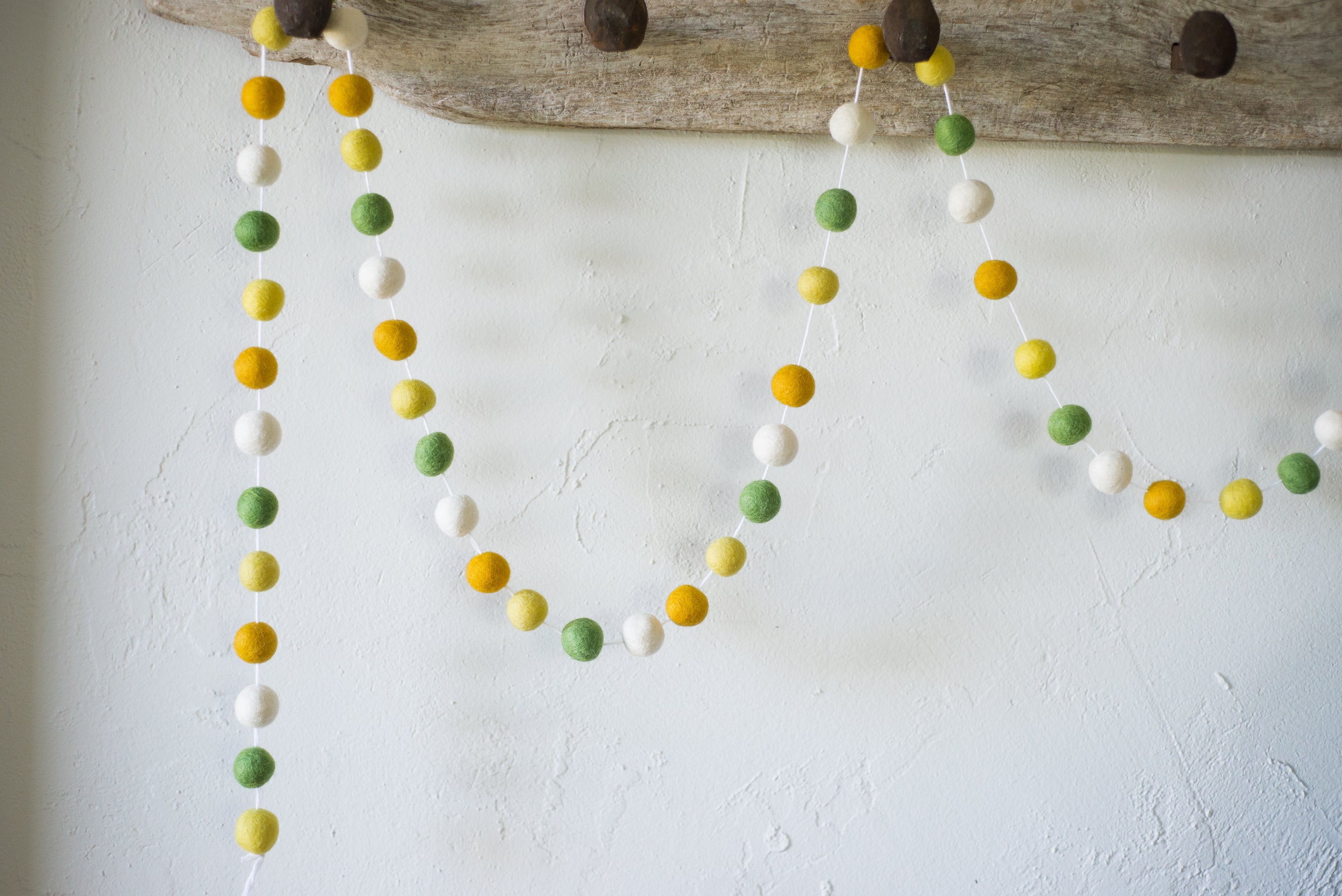 Dandelion Felt Ball Garland - Handmade Decorative String for Nursery, Baby Shower, Wedding & Home Decor - Eco-Friendly Wool Felt Balls on Natural Cotton String - Perfect for Wall Decor, Party Backdrop & Boho Room Aesthetic