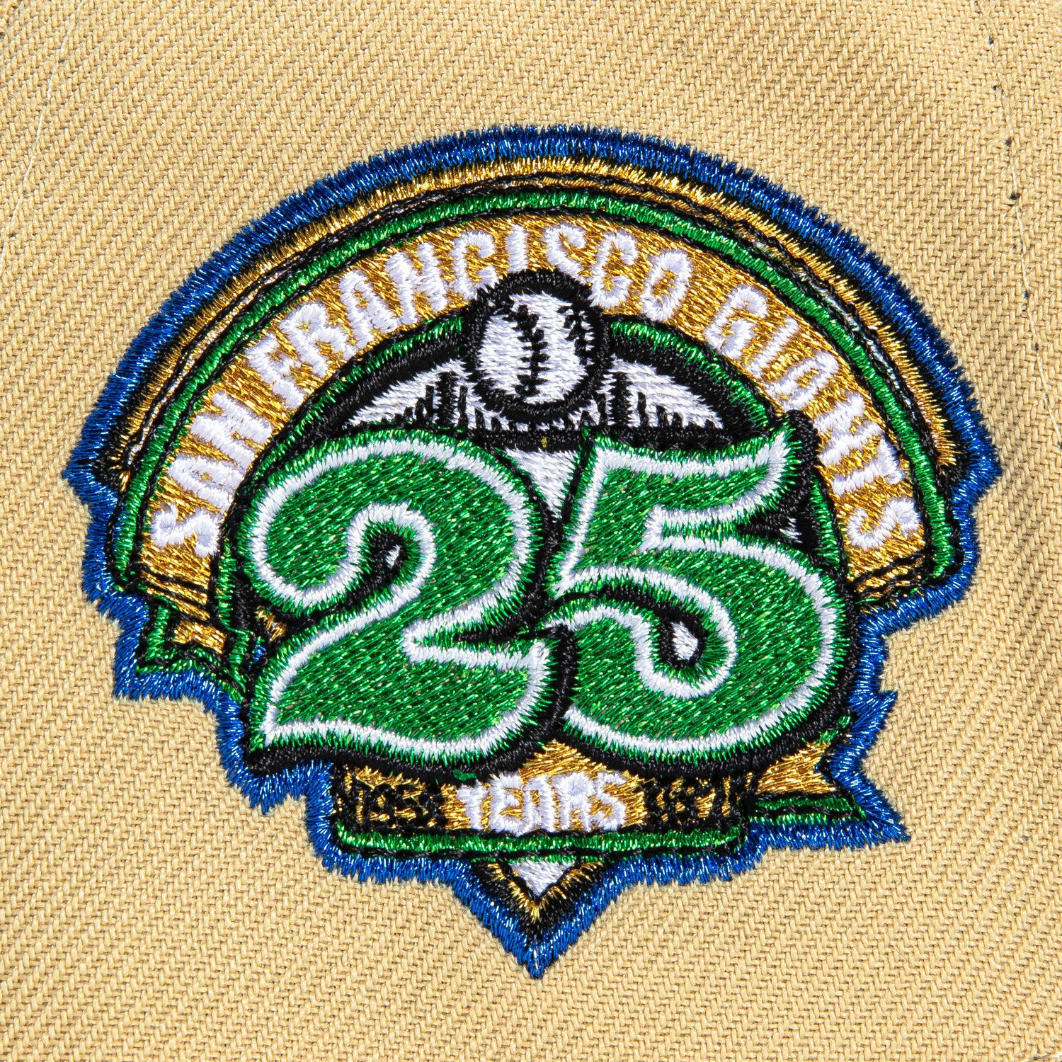 New Era 9Forty A-Frame San Francisco Giants 25th Anniversary Patch Snapback Hat - Tan & Green - Official MLB Baseball Cap for Men & Women - Perfect for Games, Collecting & Streetwear Fashion