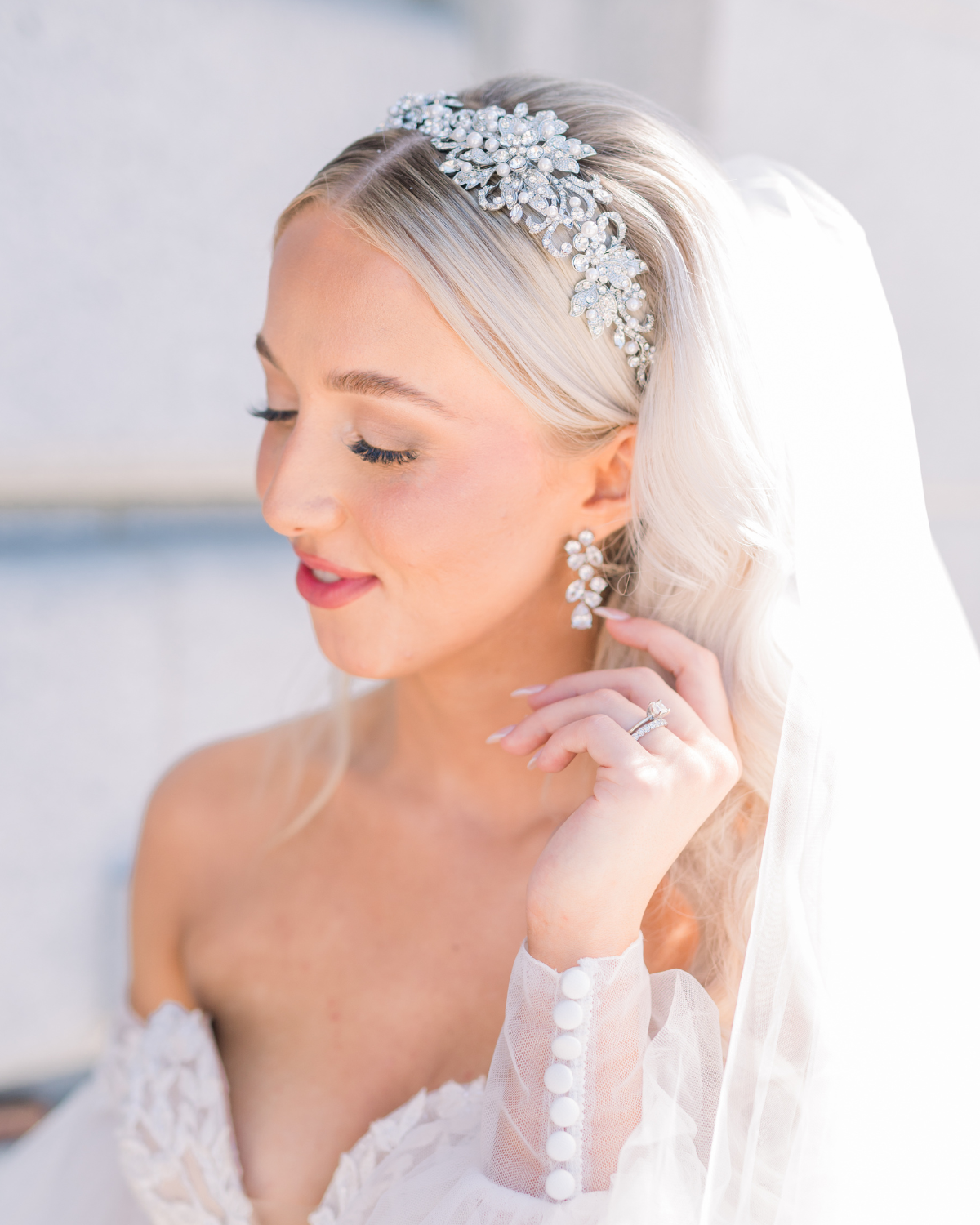 Frida Wedding Headpiece - Elegant Floral Bridal Hair Accessory for Boho, Vintage & Beach Weddings | Perfect for Brides, Bridesmaids & Flower Girls