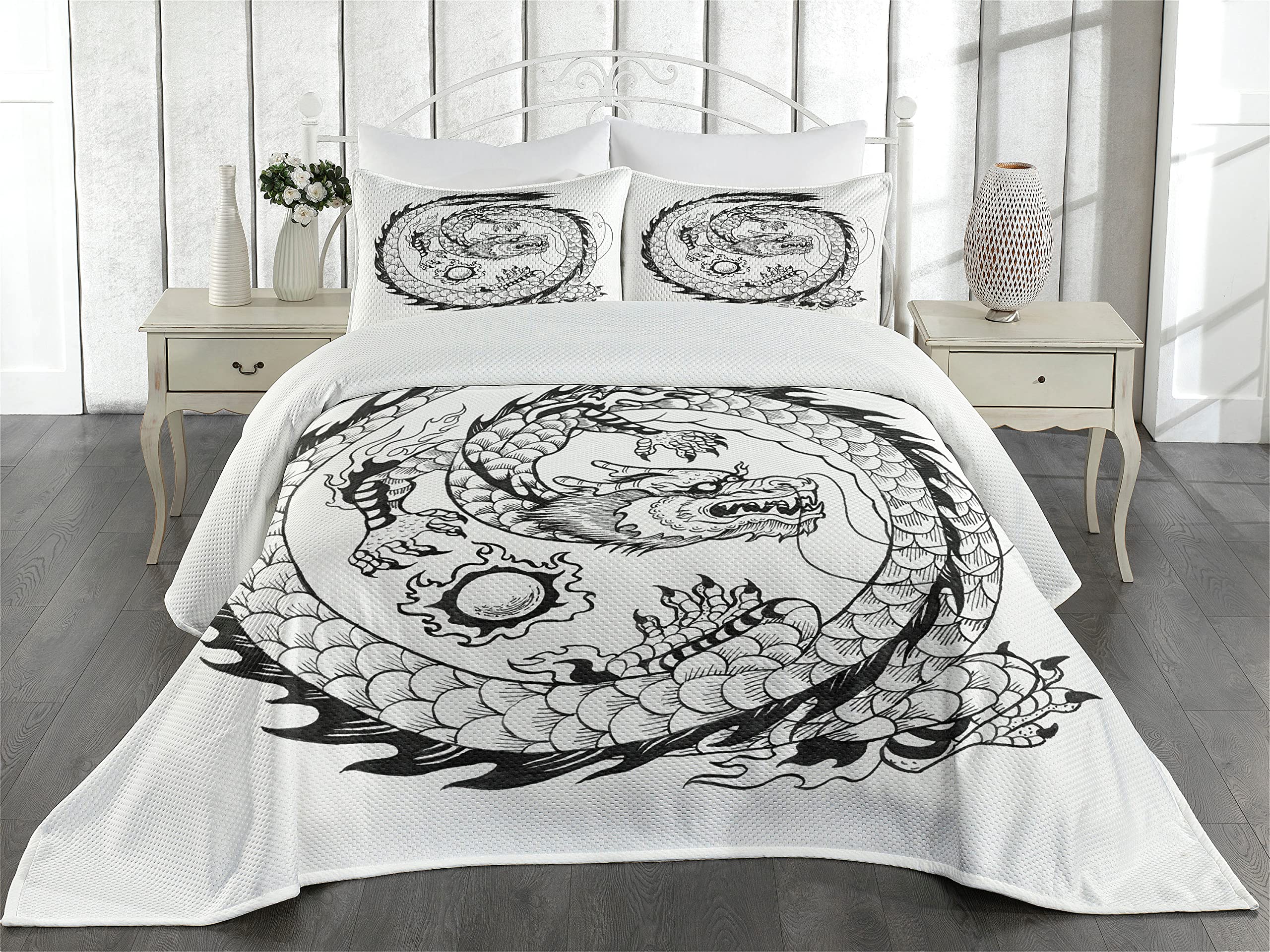 Ambesonne Dragon Quilt Set - Japanese Swirled Dragon Folk Art Bedspread with 2 Pillow Shams, King Size Black & White Bedding | Traditional Asian Home Decor for Master Bedroom & Guest Room