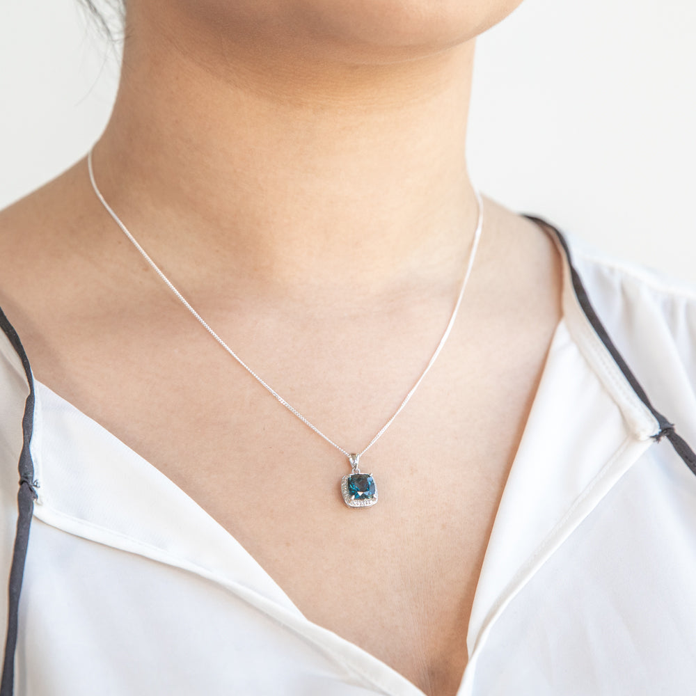 9ct White Gold 2.70ct London Blue Topaz and Diamond Pendant Necklace - Elegant Jewelry Gift for Women, Perfect for Weddings, Anniversaries & Special Occasions