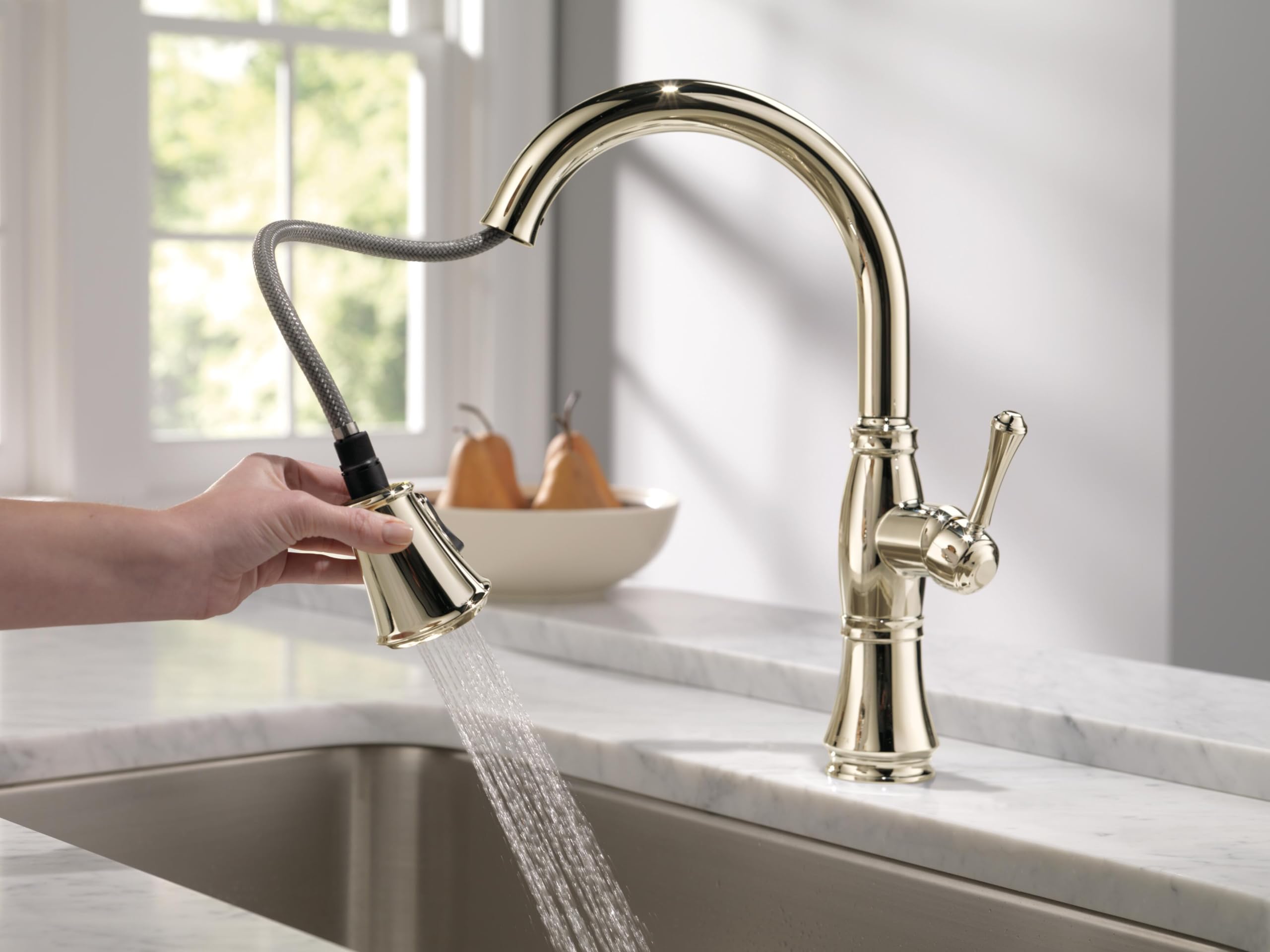 Delta Cassidy Pull Down Kitchen Faucet with Magnetic Docking & Lumicoat Finish - Polished Nickel 9197-PN-PR-DST | High Arc Sprayer for Washing Dishes, Filling Pots & Cleaning Sinks