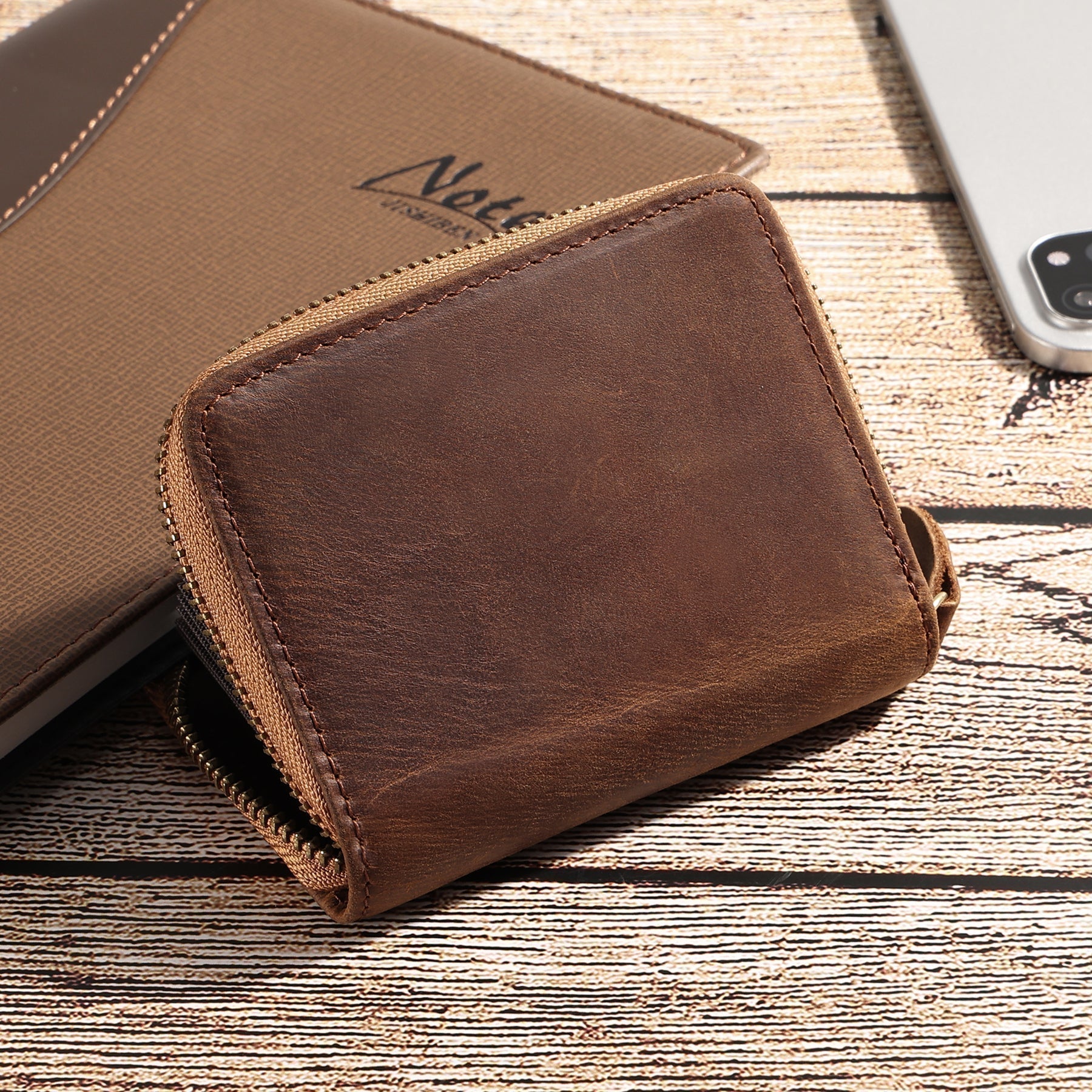RFID Blocking Men's Leather Wallet - Slim Durable Credit Card Holder for Everyday Use & Travel Security