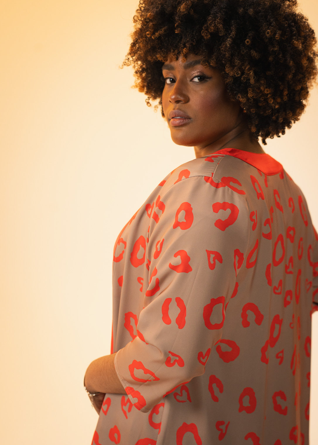 Reversible Daisy Kimono - Floral Print Lightweight Cover Up for Women - Perfect for Beach, Pool, and Summer Outfits