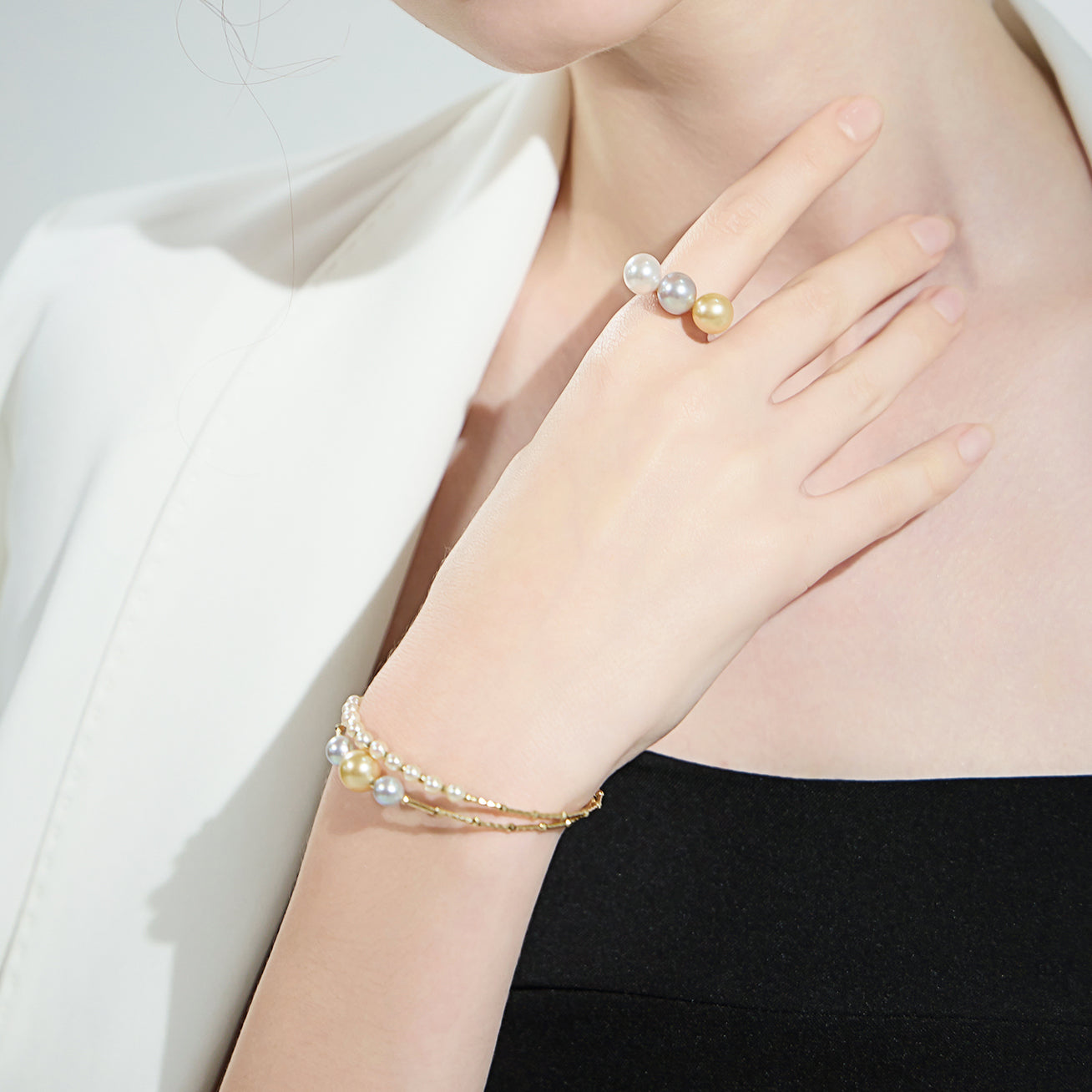 18K Solid Gold South Sea Akoya Pearl Bracelet KB00033 | Elegant Pearl Jewelry for Women | Perfect for Weddings, Parties & Special Occasions