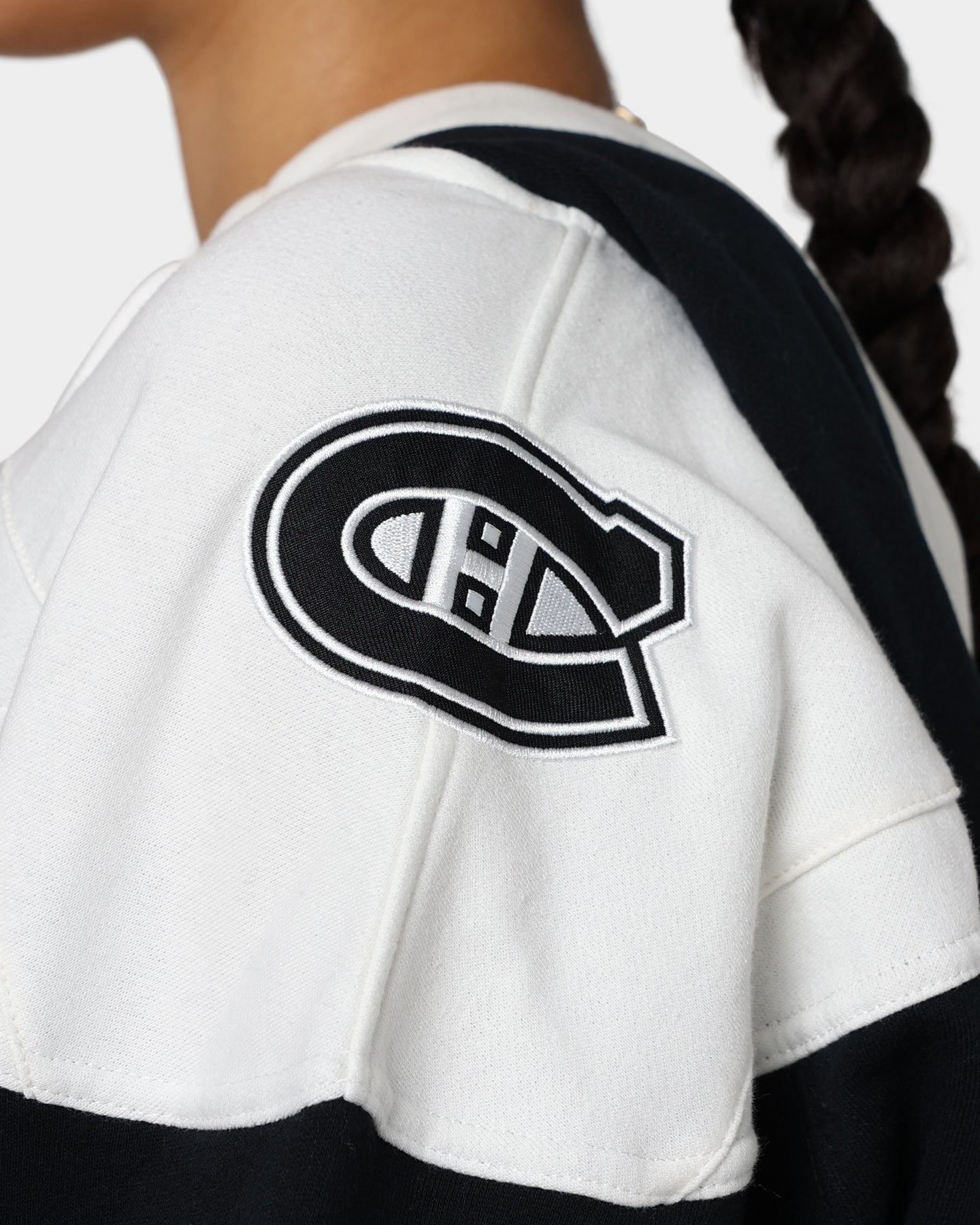 47 Brand Montreal Canadiens Superior Lacer Hoodie - Men's Premium Pullover Sweatshirt with Lace-Up Design in Jet Black - Perfect for Hockey Games, Casual Wear & Outdoor Activities