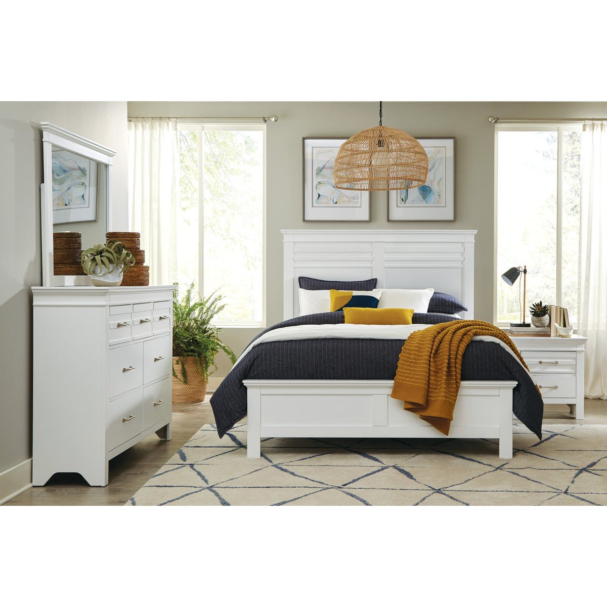 Blaire Farm White Queen Size Bed Frame - Modern Farmhouse Style Bedroom Furniture for Master Bedroom & Guest Room