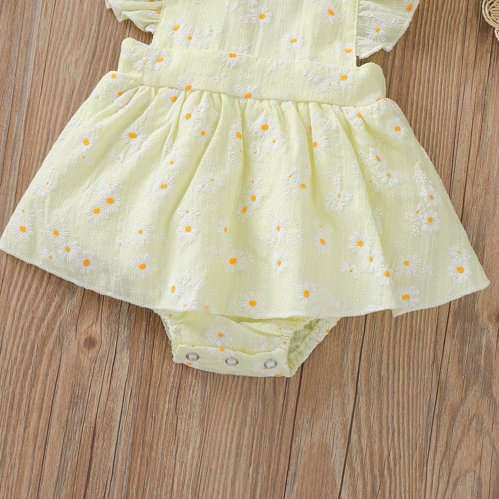Newborn Baby Girl Clothes - Daisy Print Romper Dress with Flutter Sleeves | One-Piece Jumpsuit Summer Outfit Set with Headband | Perfect for Photoshoots, Parties & Outdoor Activities