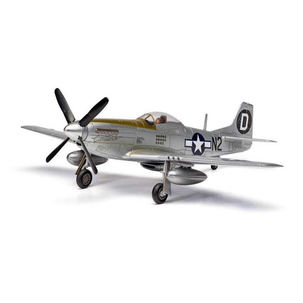 Airfix 55013 1/72 Scale North American P-51D Mustang Model Kit - WWII Fighter Plane Starter Set for Hobbyists & Collectors - Perfect for Display, Gifts & Historical Aviation Enthusiasts