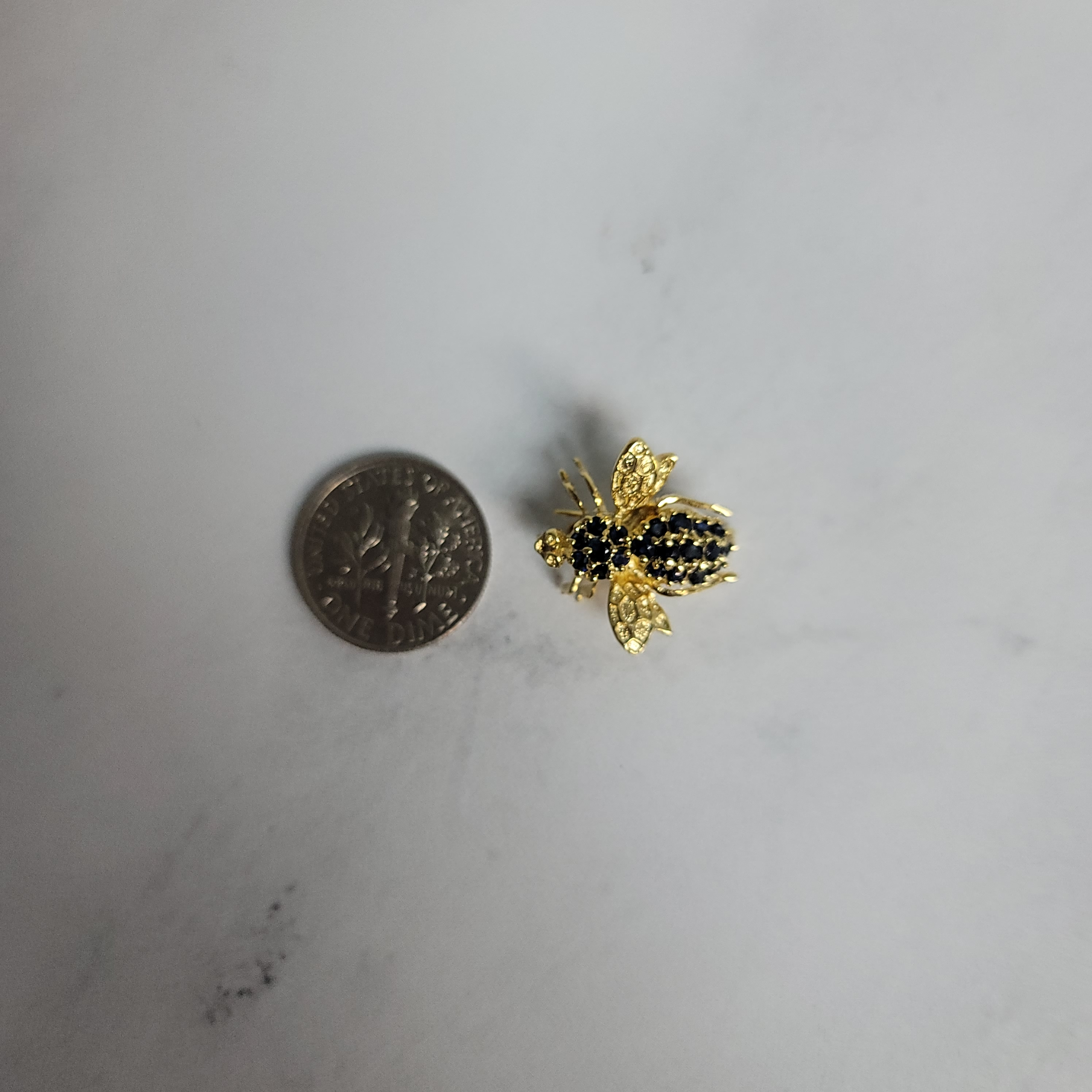 14k Yellow Gold Sapphire Bumble Bee Brooch Pin - Elegant Jewelry Gift for Women, Perfect for Weddings, Parties & Special Occasions