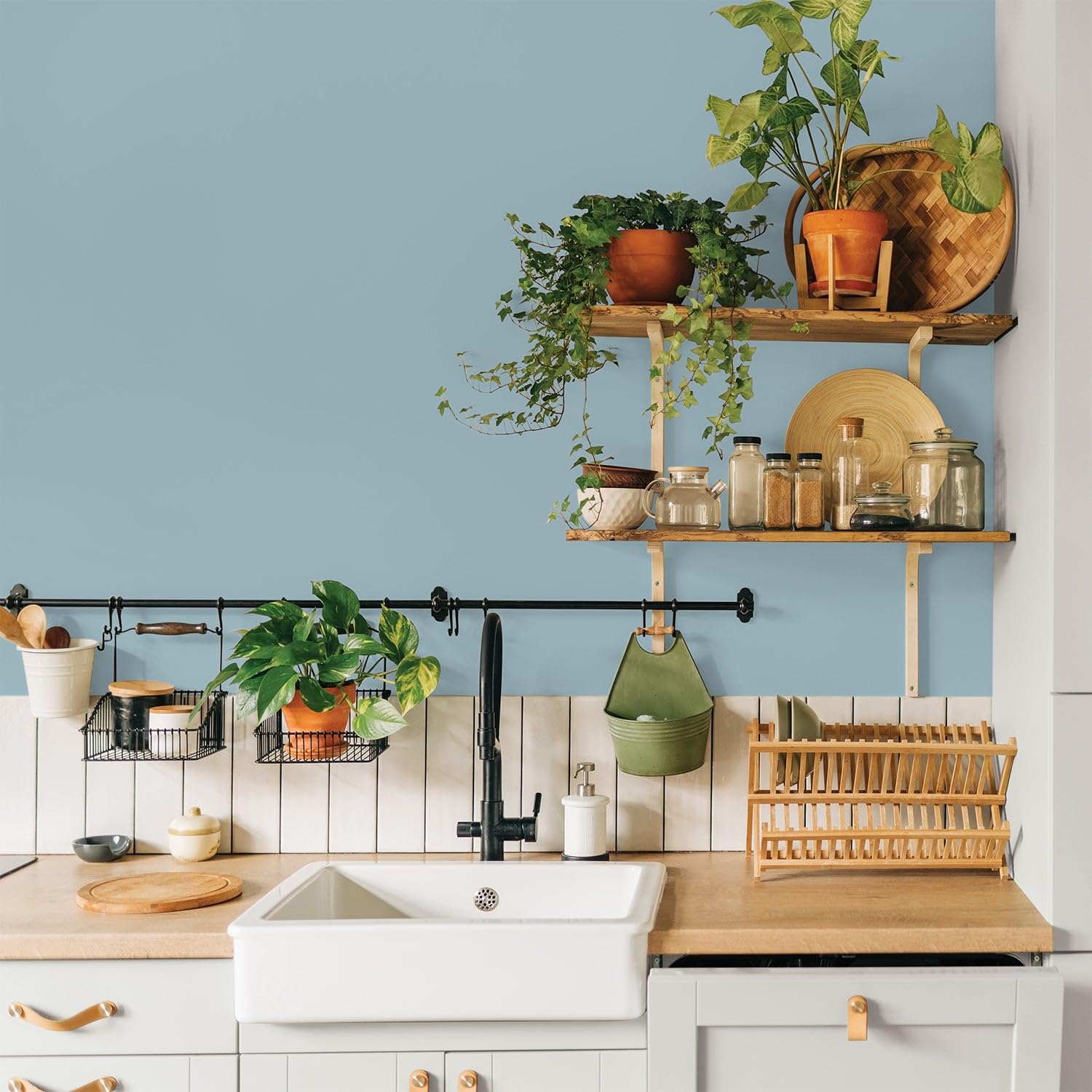 Glidden Interior Paint + Primer in Teal/Aqua - Mountain Stream, One Coat Coverage, Eggshell Finish, 1 Quart - Perfect for Living Rooms, Bedrooms & Home Decor Projects