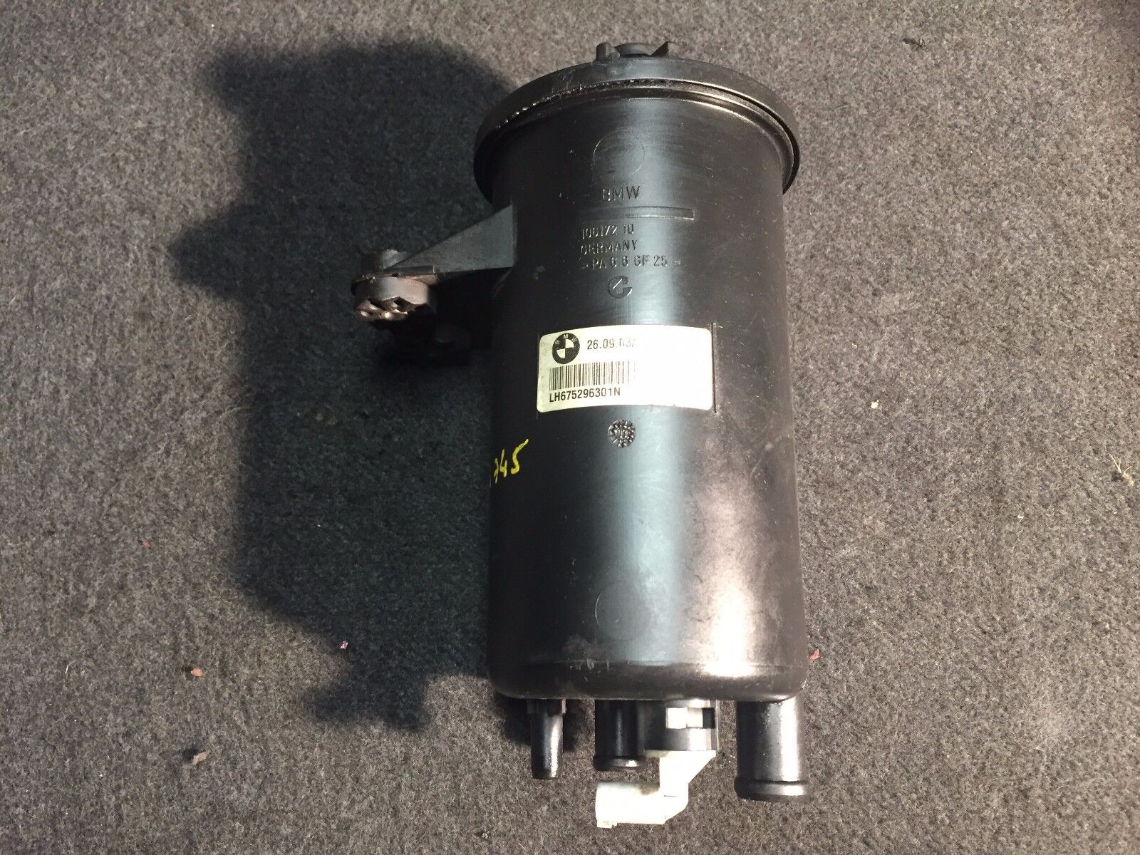 02 03 04 05 BMW 745i E65 Power Steering Fluid Reservoir OEM 10617210 - Perfect for Power Steering System Maintenance & Repair