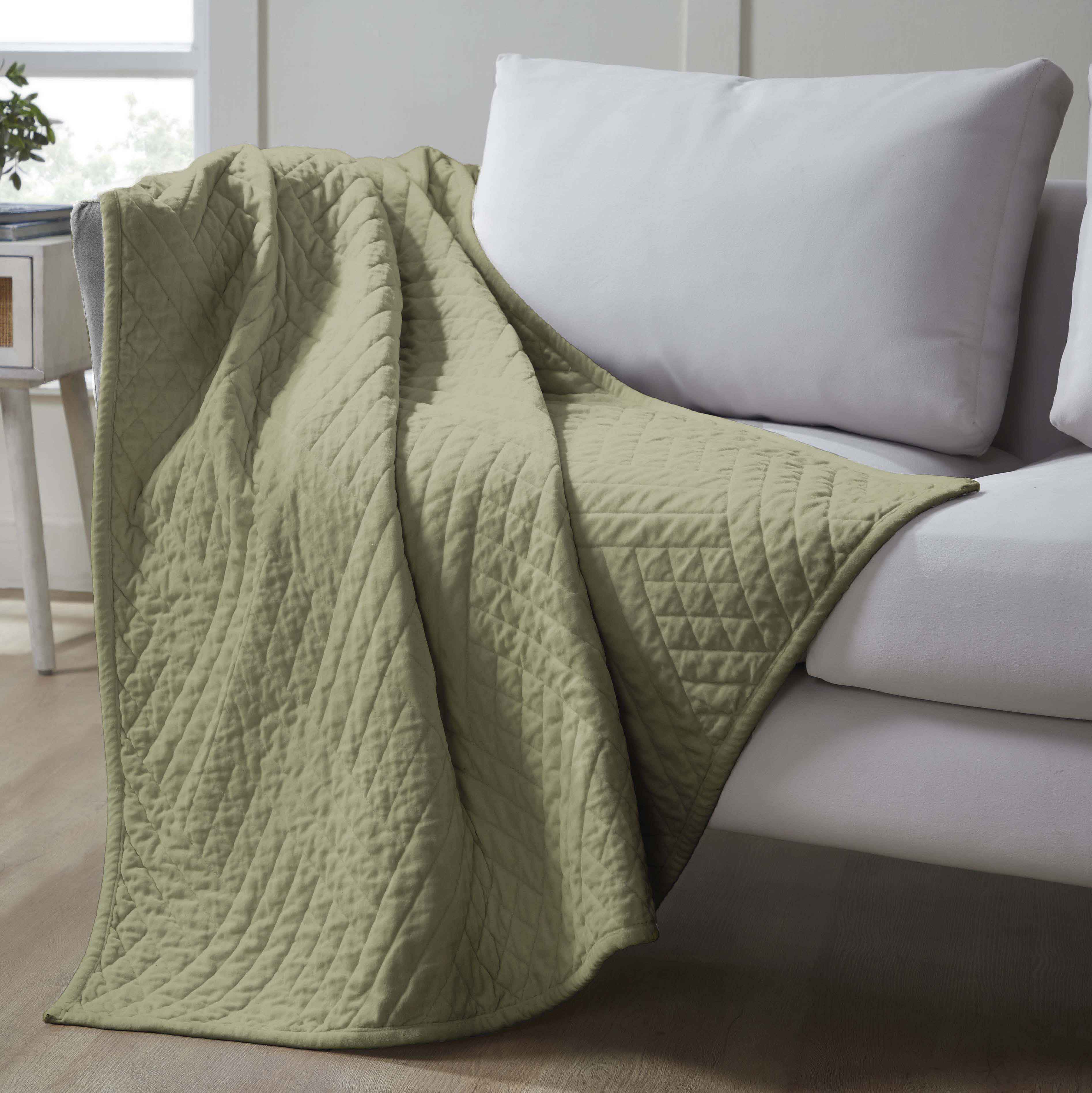 Karina Cotton Velvet Lightweight Quilt & Sham Set - Ultra Soft Bedding for All Seasons | Perfect for Master Bedroom, Guest Room & Cozy Nights