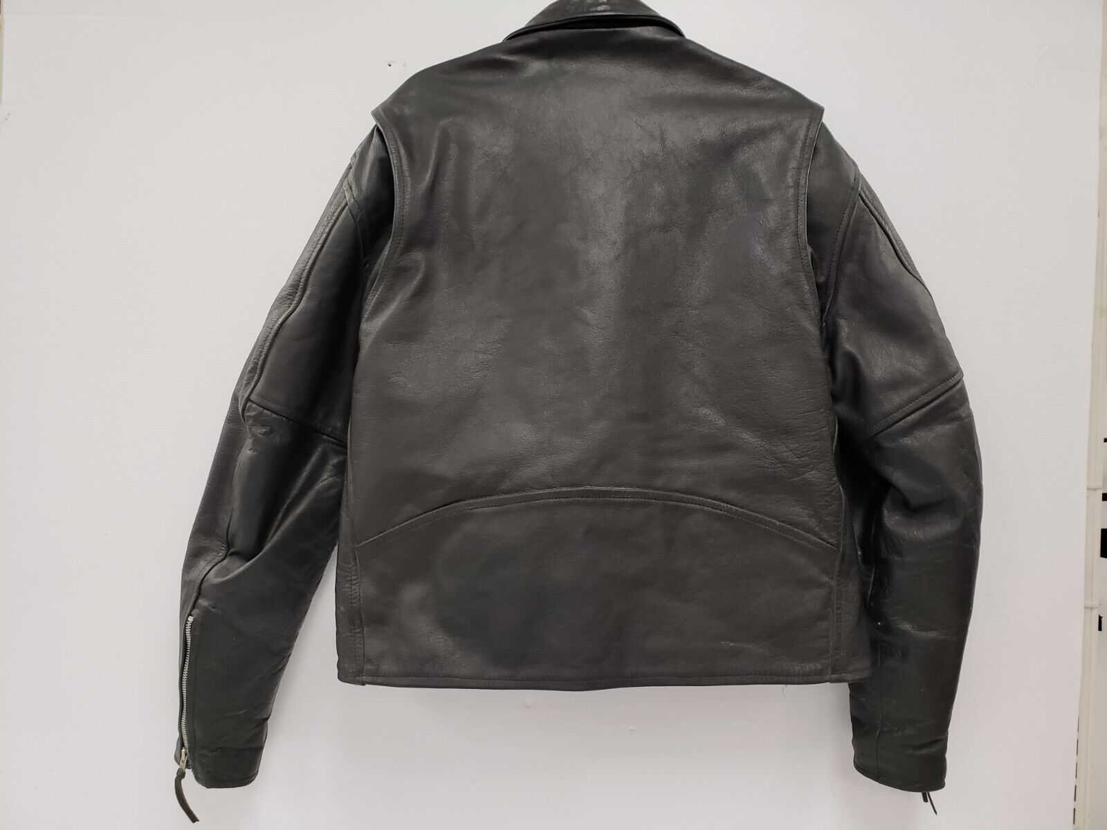 Premium Genuine Leather Jacket for Men - Size 46 | Classic Biker Style | Perfect for Motorcycle Riding, Casual Outfits & Winter Fashion