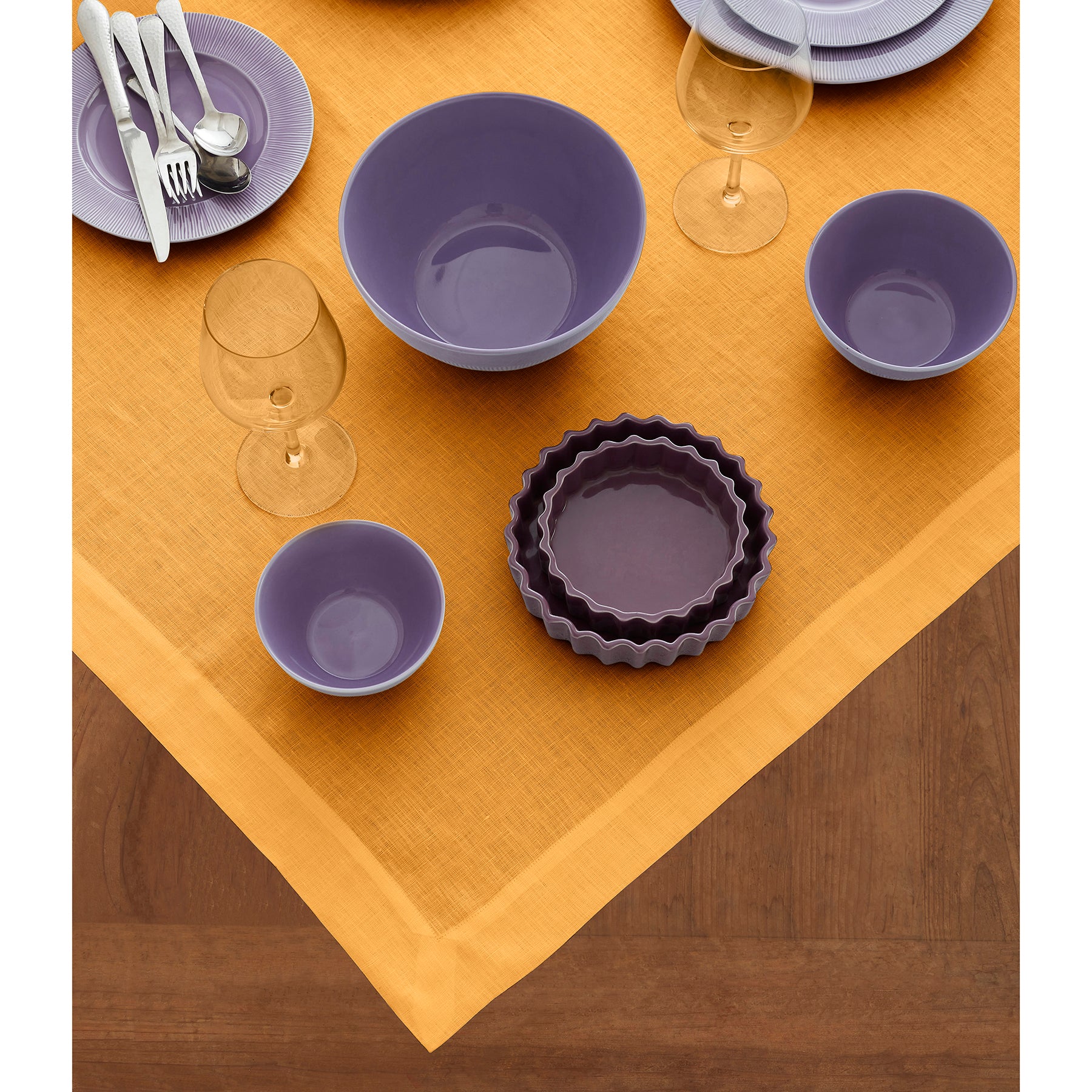 Fete Table Throw - Elegant & Durable Table Cover for Parties, Weddings & Events | Perfect for Indoor & Outdoor Celebrations