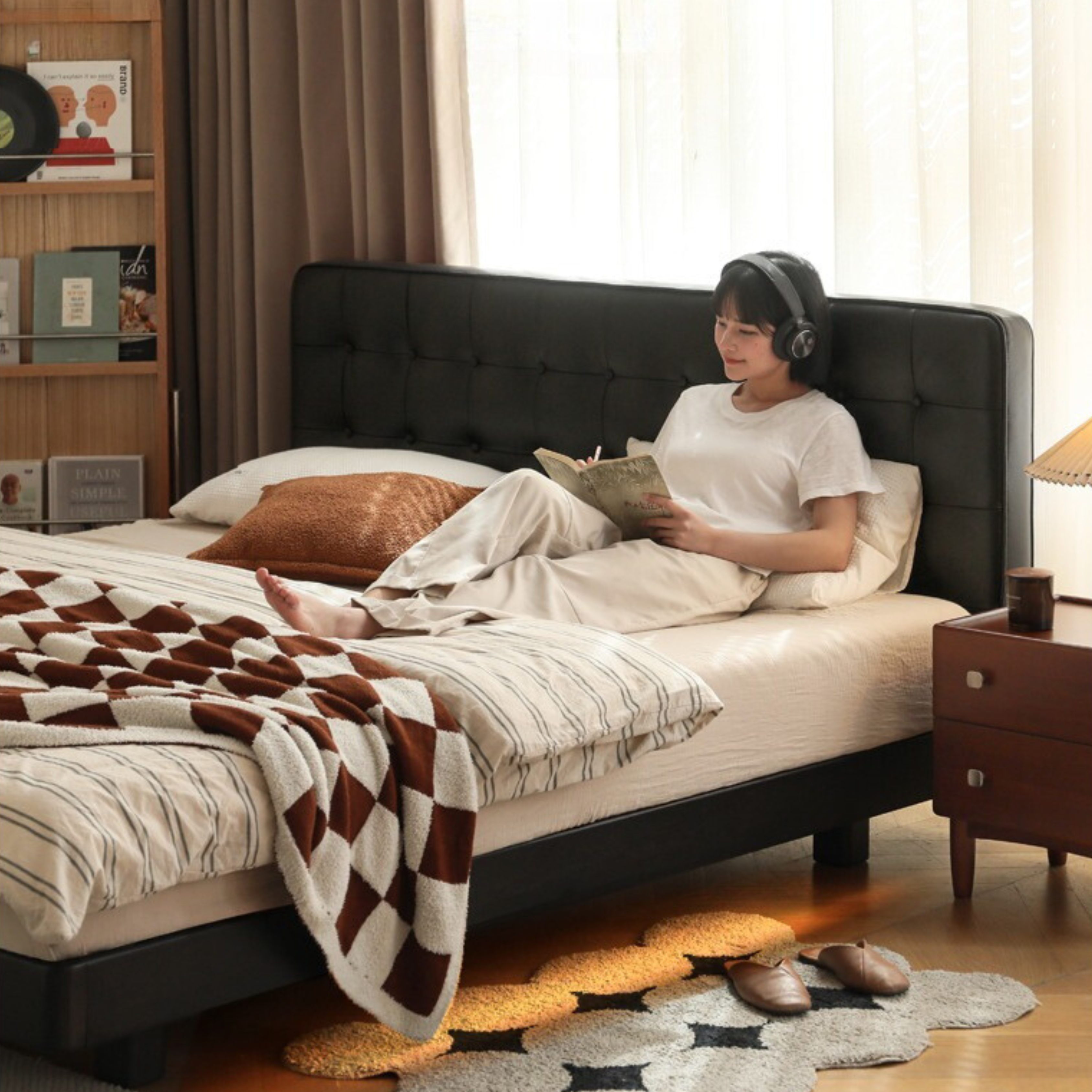 Premium Black Leather Suspension Bed - Luxurious & Durable for Bedroom, Guest Room, or Dorm - Enhances Comfort & Style