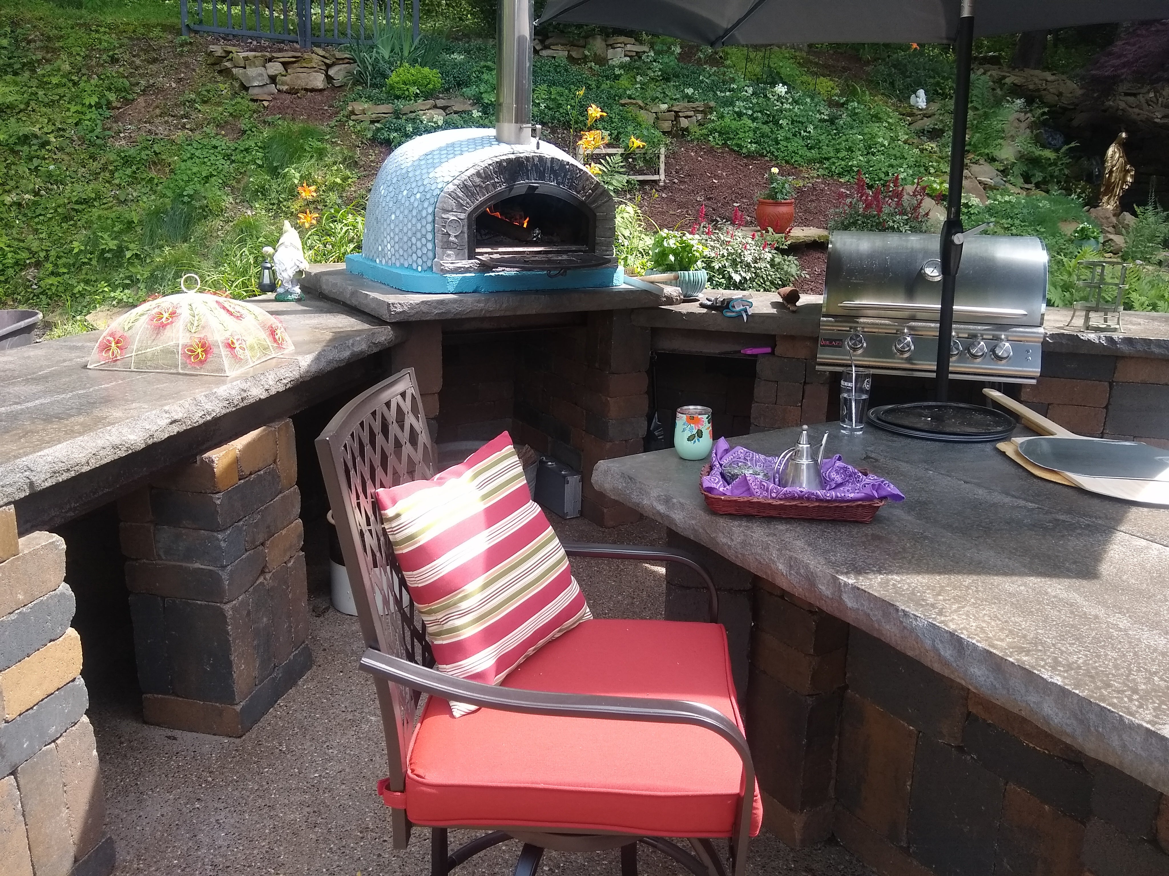 Premium BUENA VENTURA PRETO Outdoor Pizza Oven - Best Selling Stainless Steel Wood Fire Pizza Maker for Backyard, Patio & Camping