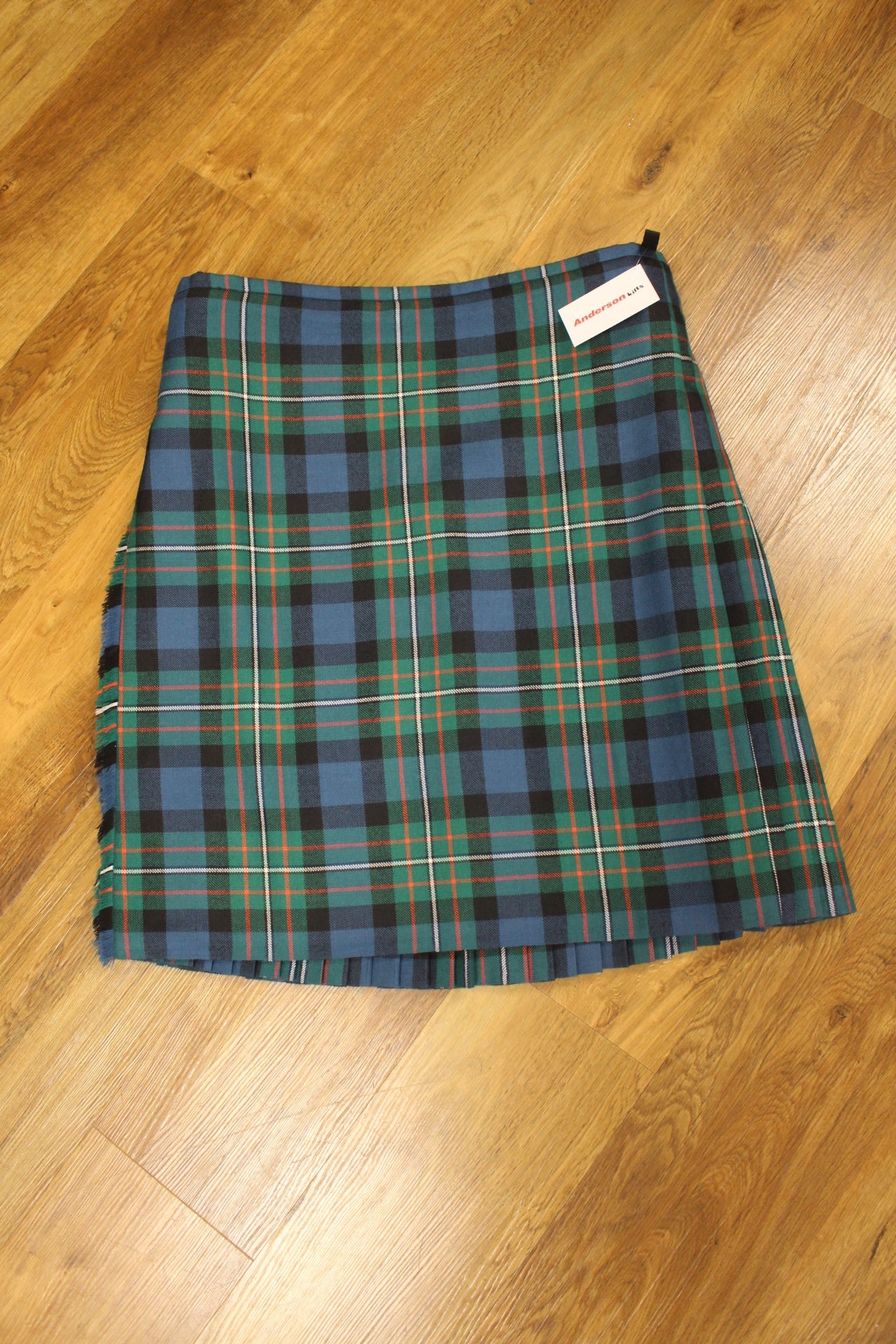 Authentic Ancient Ferguson Tartan 8 Yard Kilt - 34
