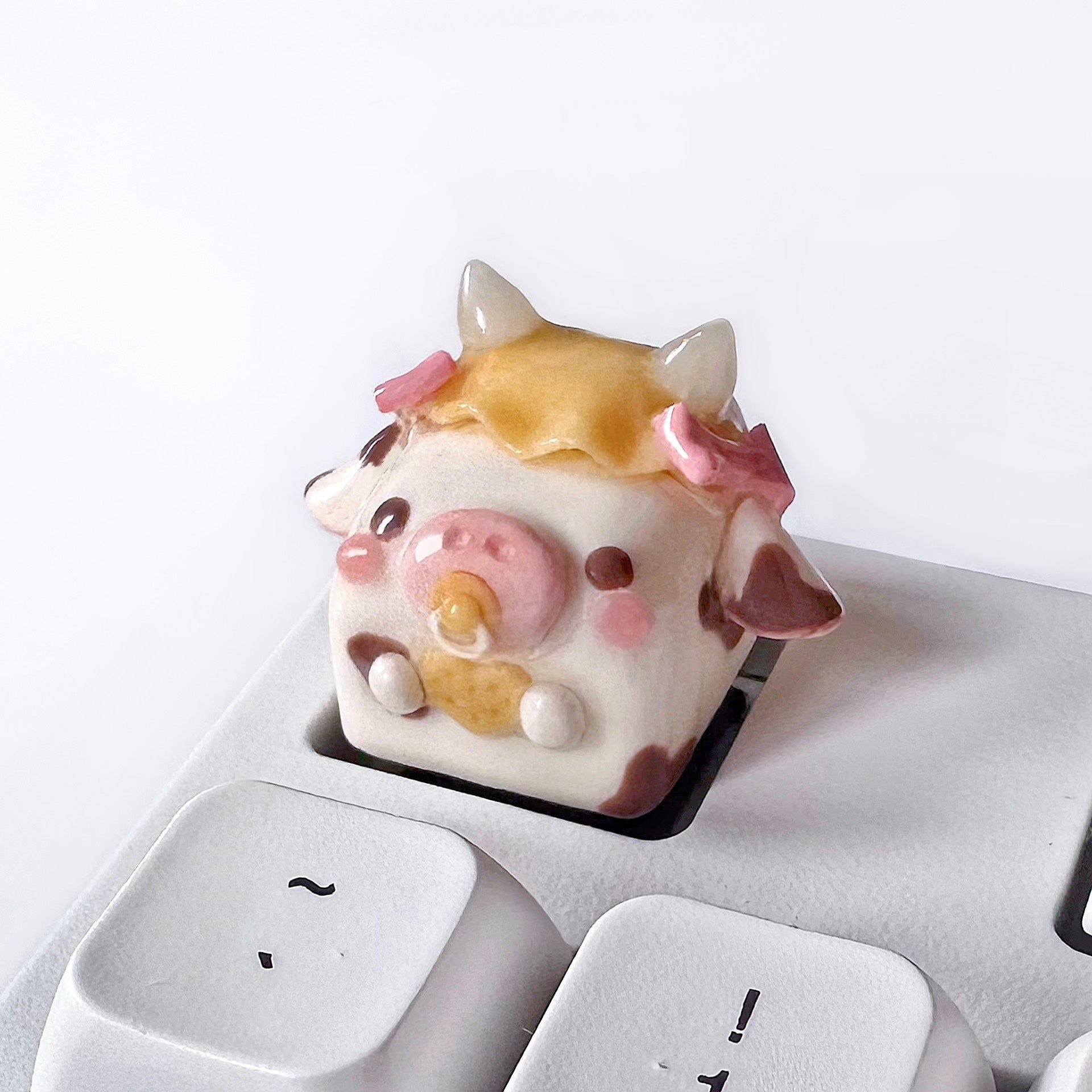 Handmade Resin Clay Keycaps - Custom Stone Plastic Clay Artisan Keycaps for Mechanical Keyboards | Personalized Keyboard Decor & Gaming Accessories | Perfect for Typing Enthusiasts & PC Gamers
