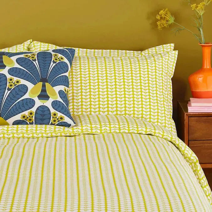 Orla Kiely Tiny Stem Duvet Cover Set - Queen Size Yellow Floral Bedding Set for Modern Bedroom Decor | Soft & Stylish Duvet Cover with Matching Pillowcases