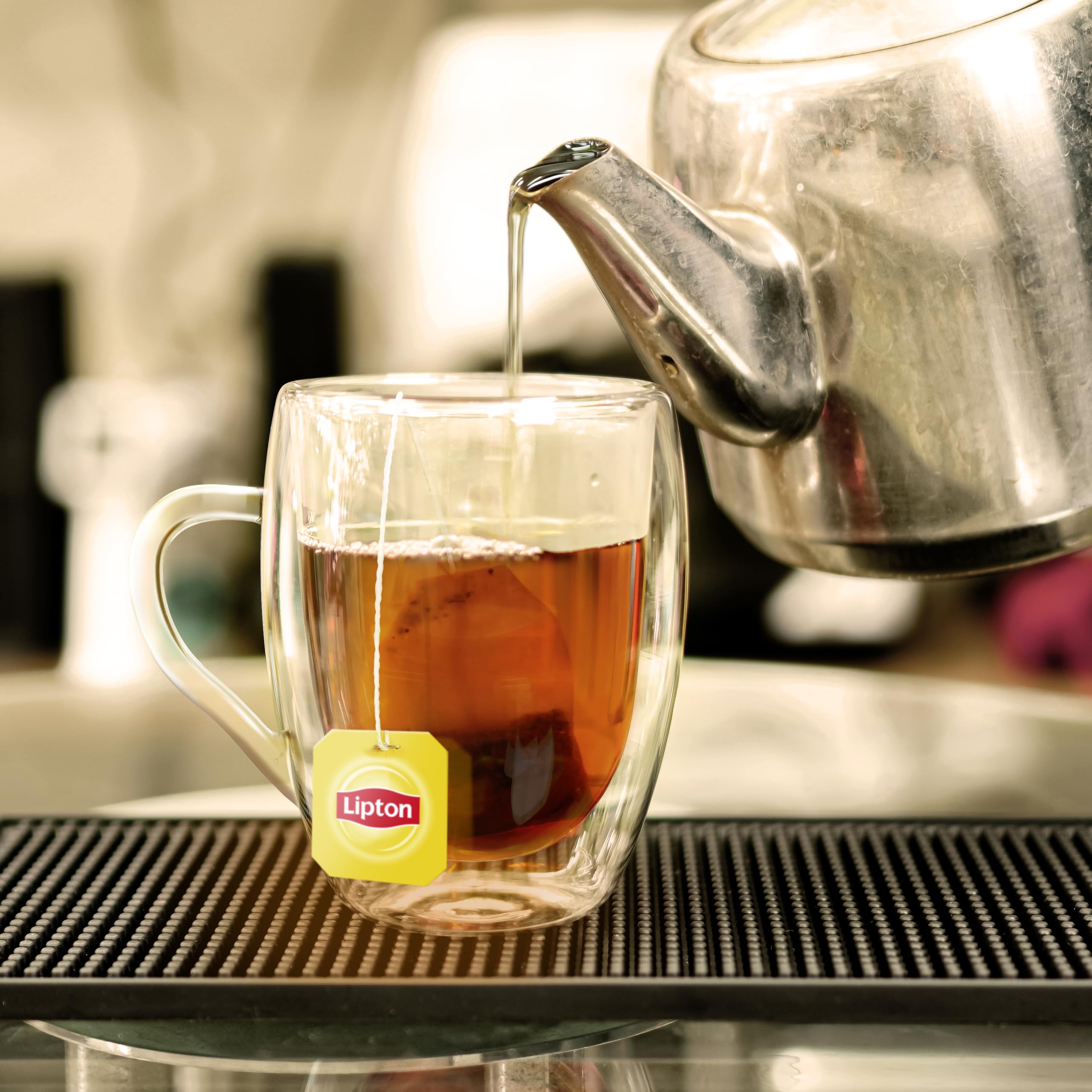 Lipton Black Tea Bags - 100 Individually Wrapped Tea Bags for Hot or Iced Tea | Premium Quality Tea for Home, Office & Relaxation | Perfect for Morning Boost, Afternoon Break & Evening Relaxation